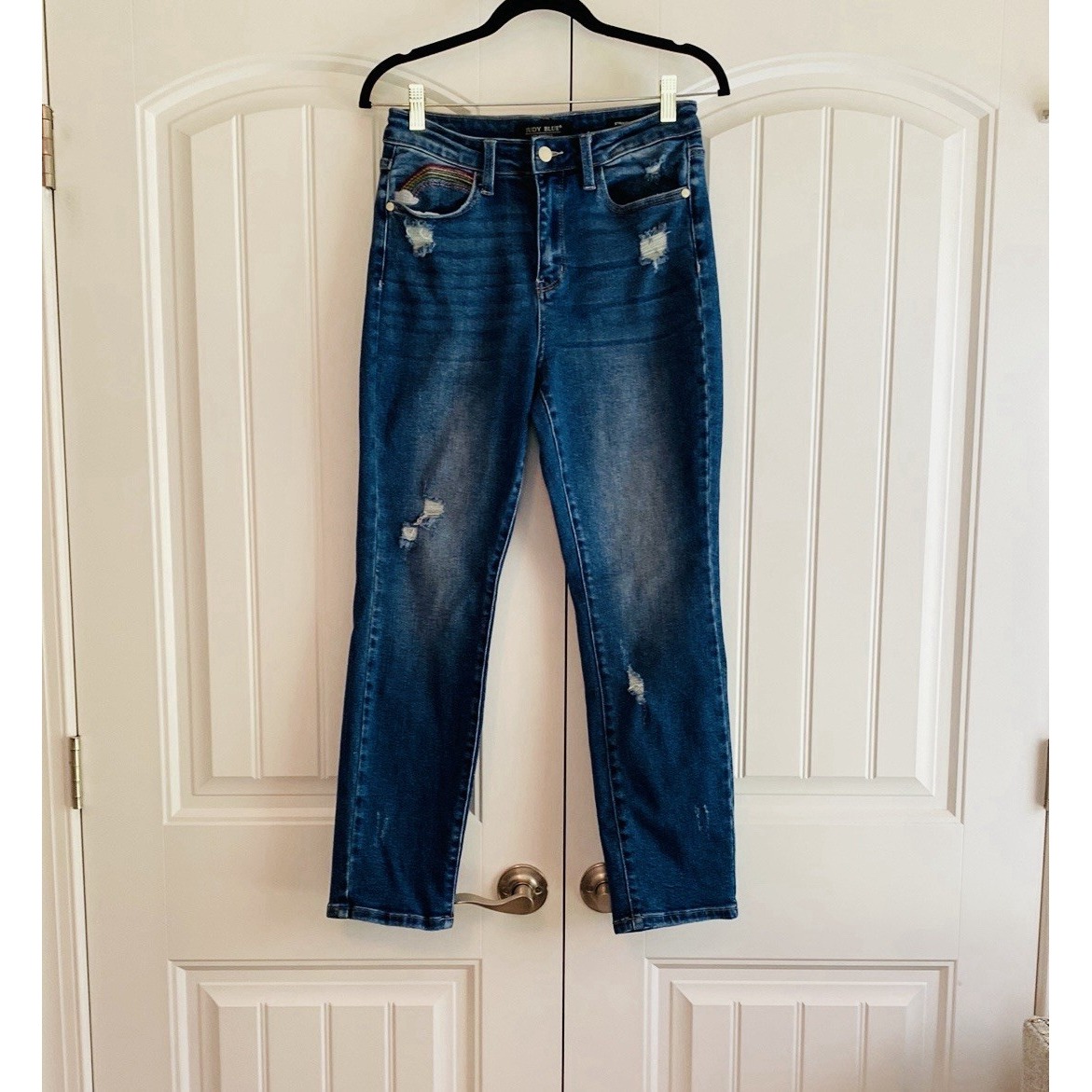 Judy Blue Straight Leg Denim Jeans Rainbow Embroidery Style JB88438 MD Size 5/27