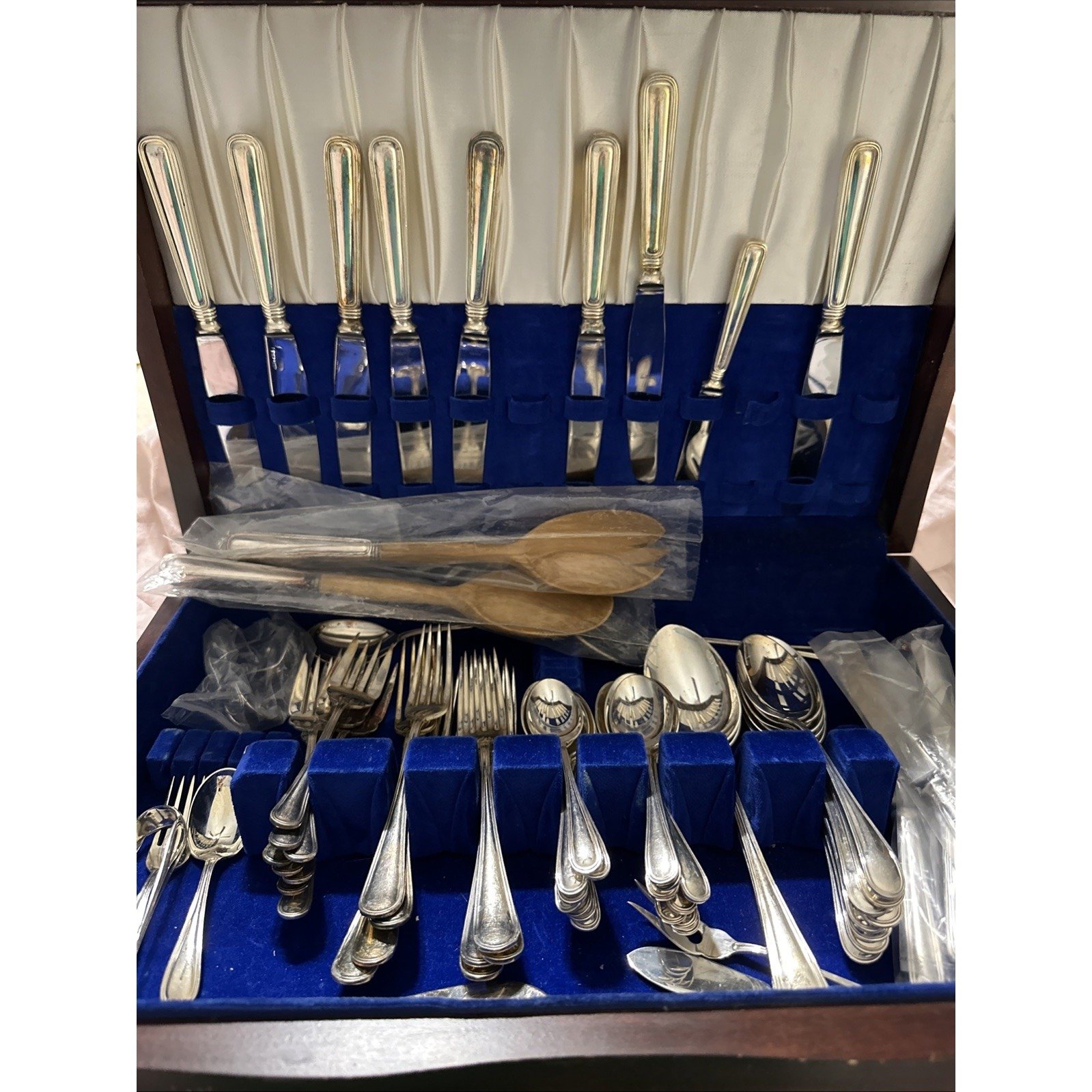 70 Piece Birks Regency York Pattern