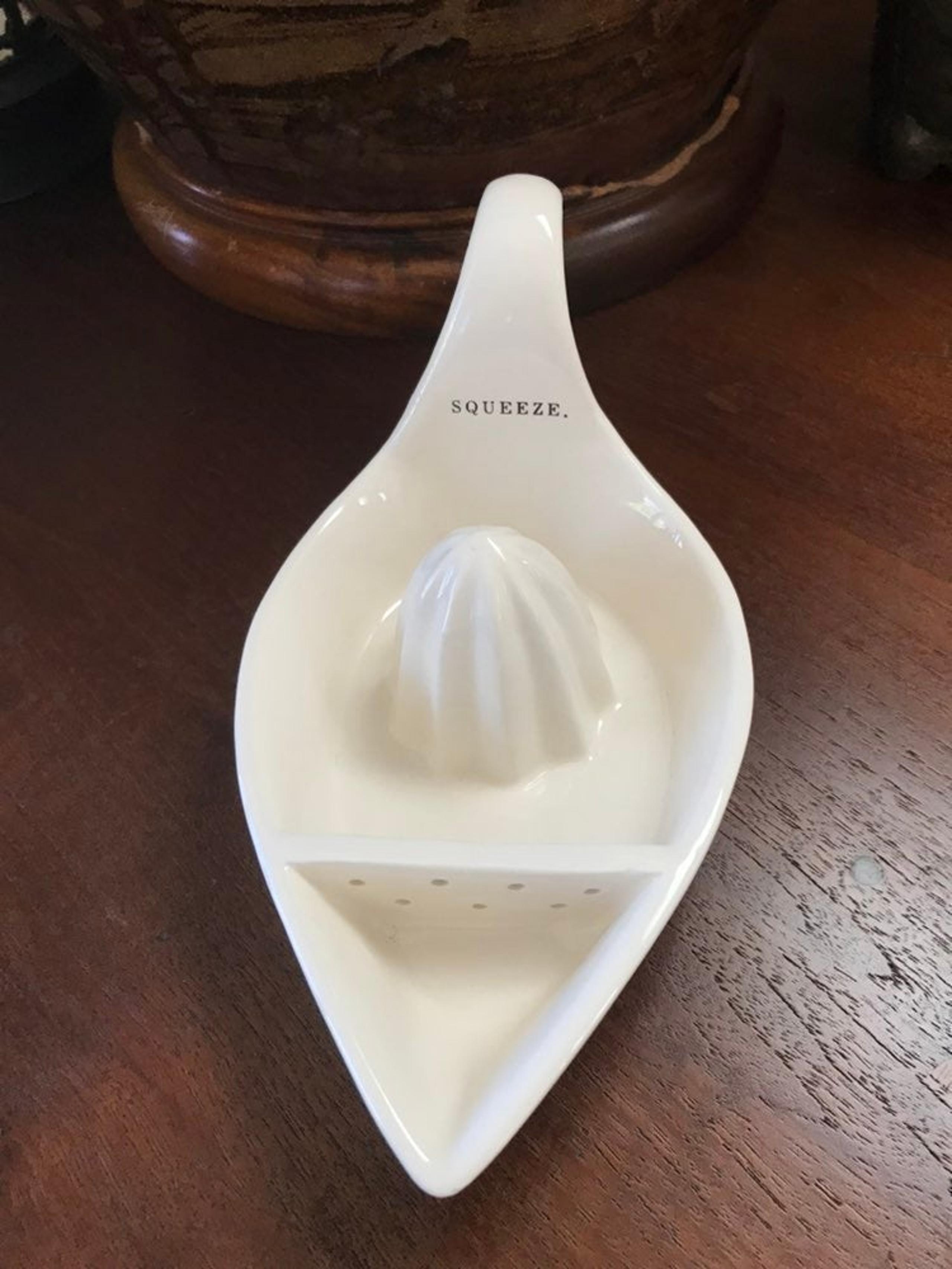Rae Dunn boutique Juicer