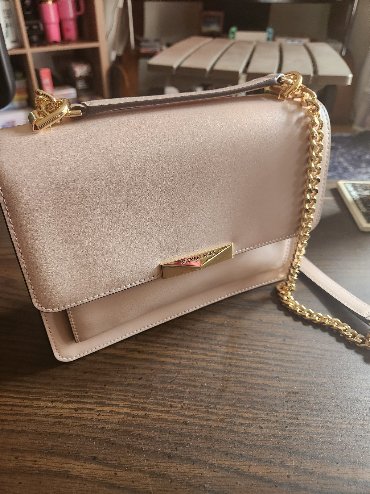 michael kors light pink crossbody