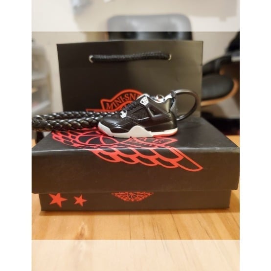 Jordan 4 bred keychain shop
