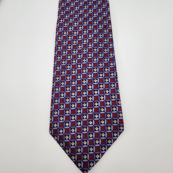 XMI Platinum Geometric Medallion Silk Tie Luxury Necktie Made in USA