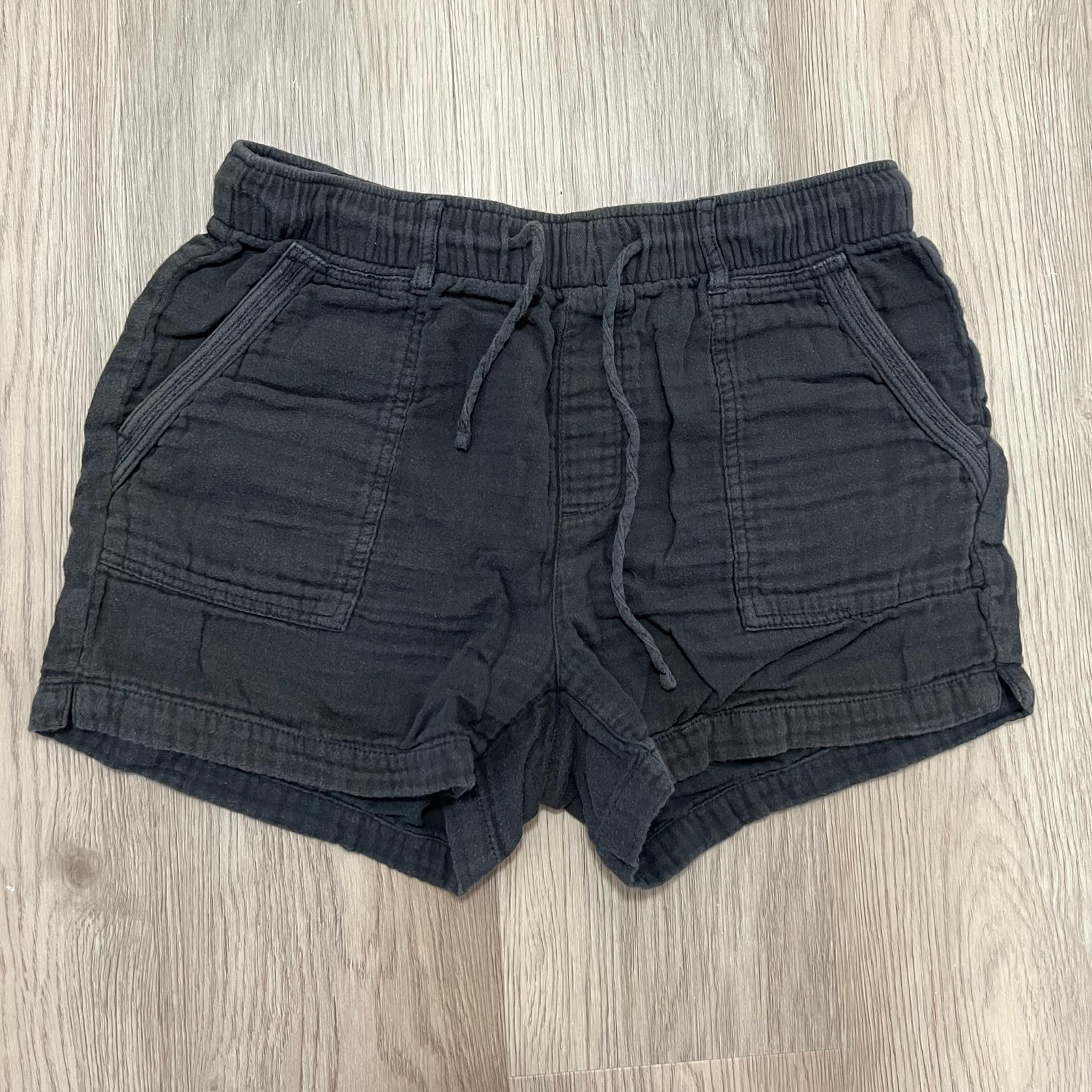 Women’s Old Navy Black Cotton Casual Shorts - Small