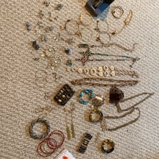 Lot of jewelry bundle