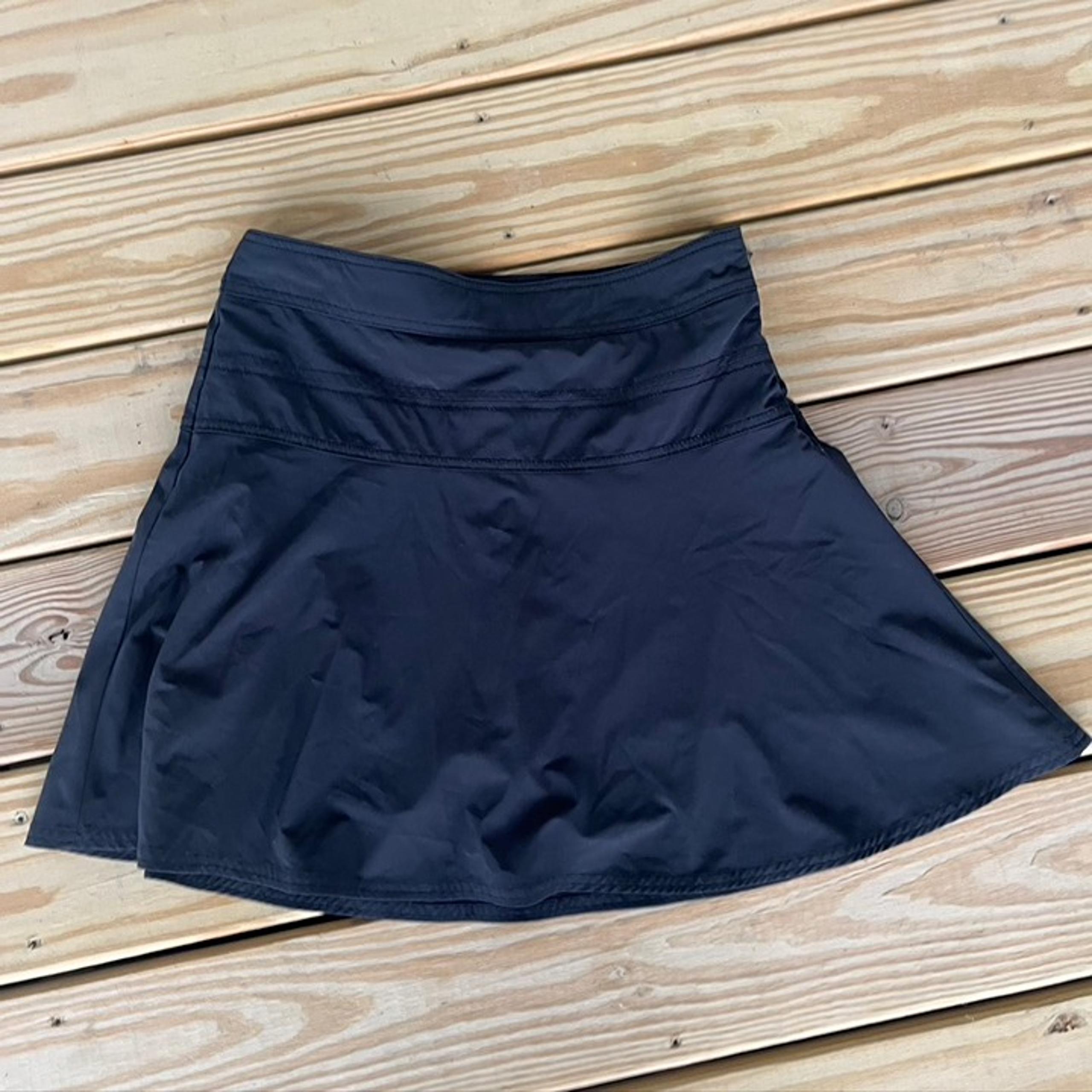 Athleta Skirt Womens 6 Black Everyday Athletic Modest Golf Active Side Zip Skort