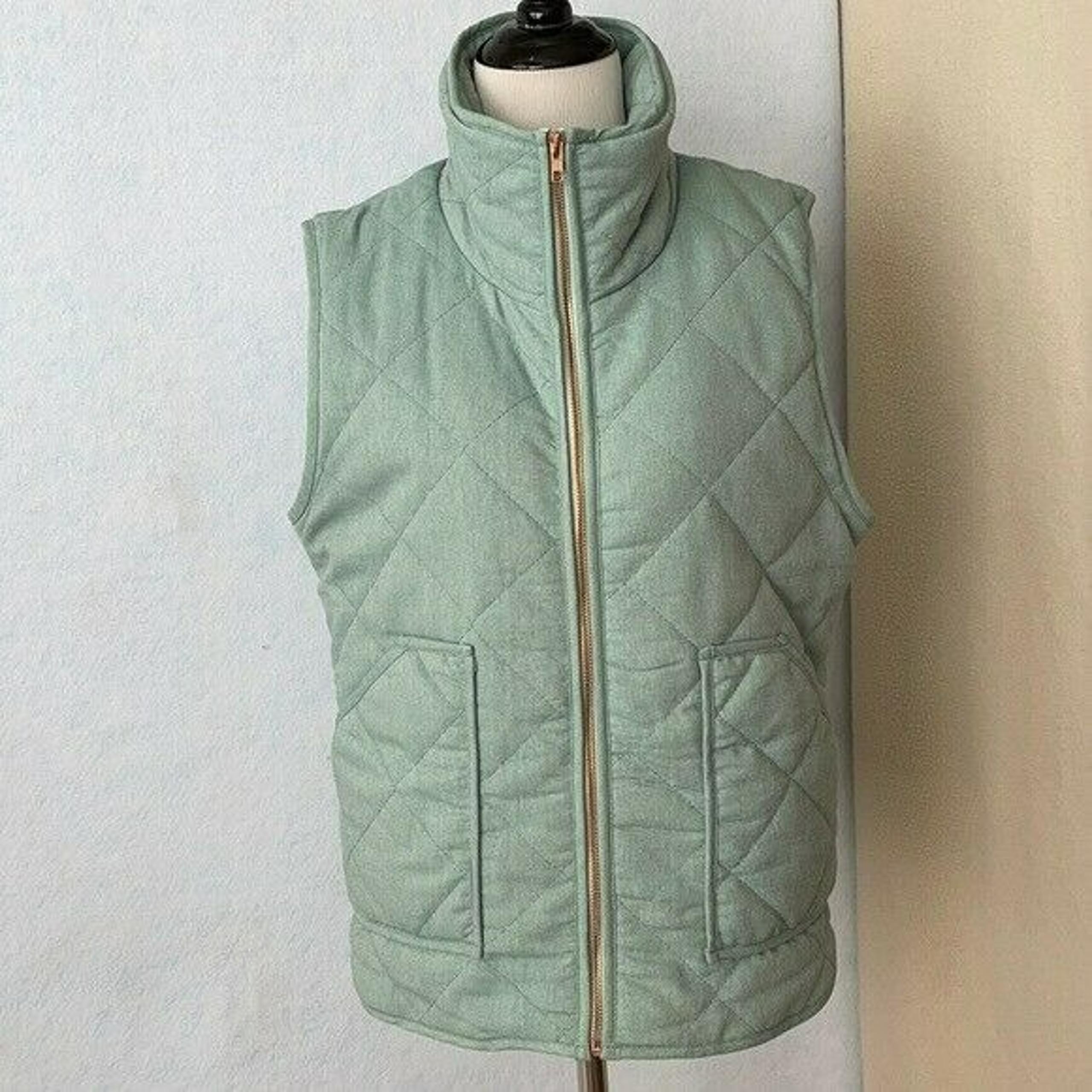 Peach Love Green Quilted Vest, Diamond Pattern, Woman's Size Large