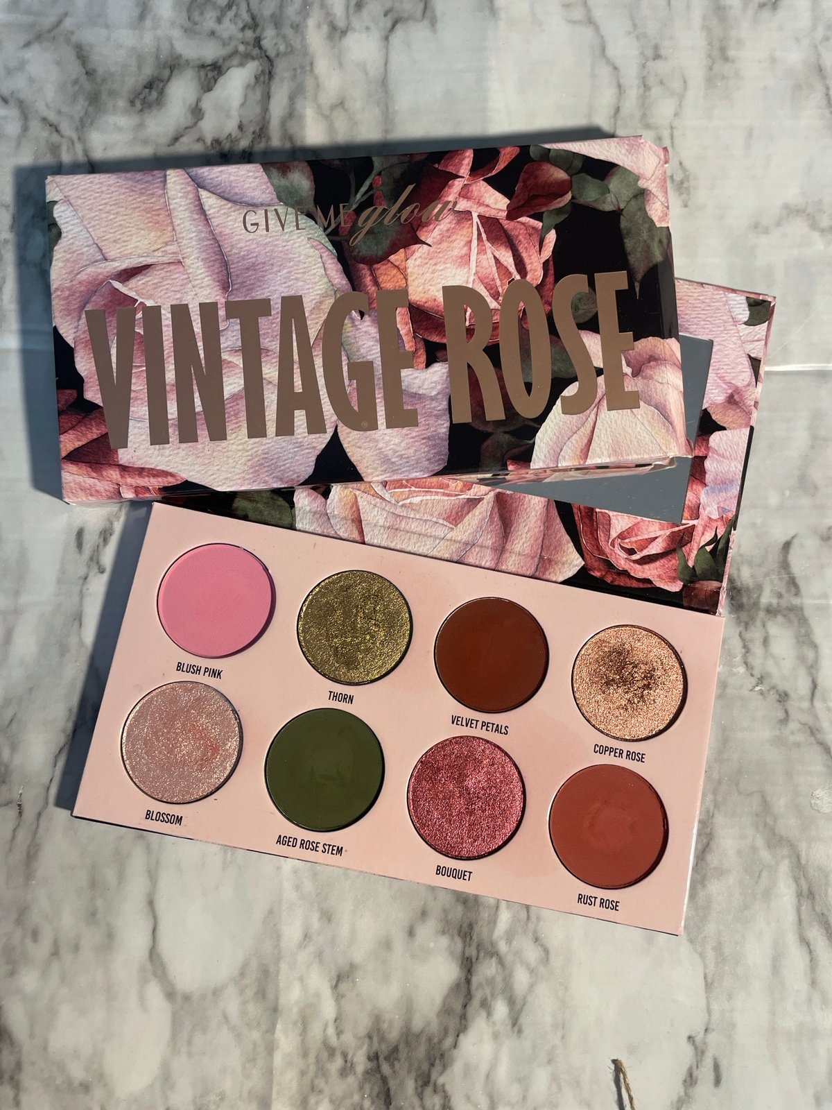 give me glow cosmetics Vintage rose eyeshadow palette