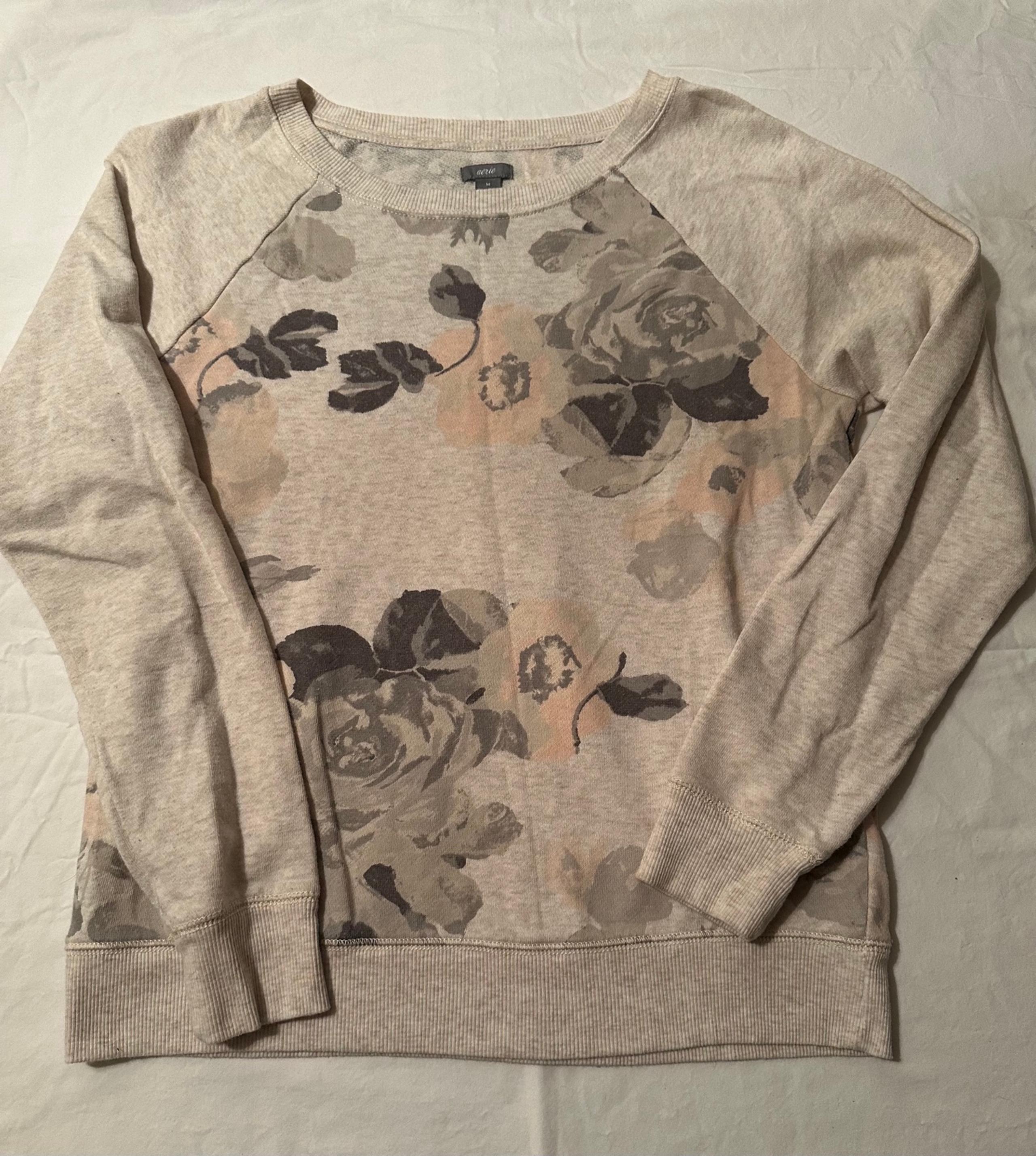 Aerie women’s floral crew neck long sleeve sweater