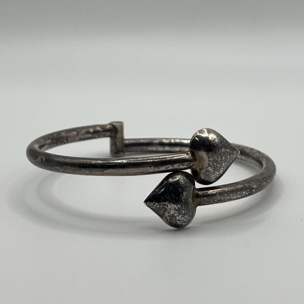 Vtg Mexican Sterling Silver 1960s? Bypass Puffy Hearts Hand Made Bangle Bracelet