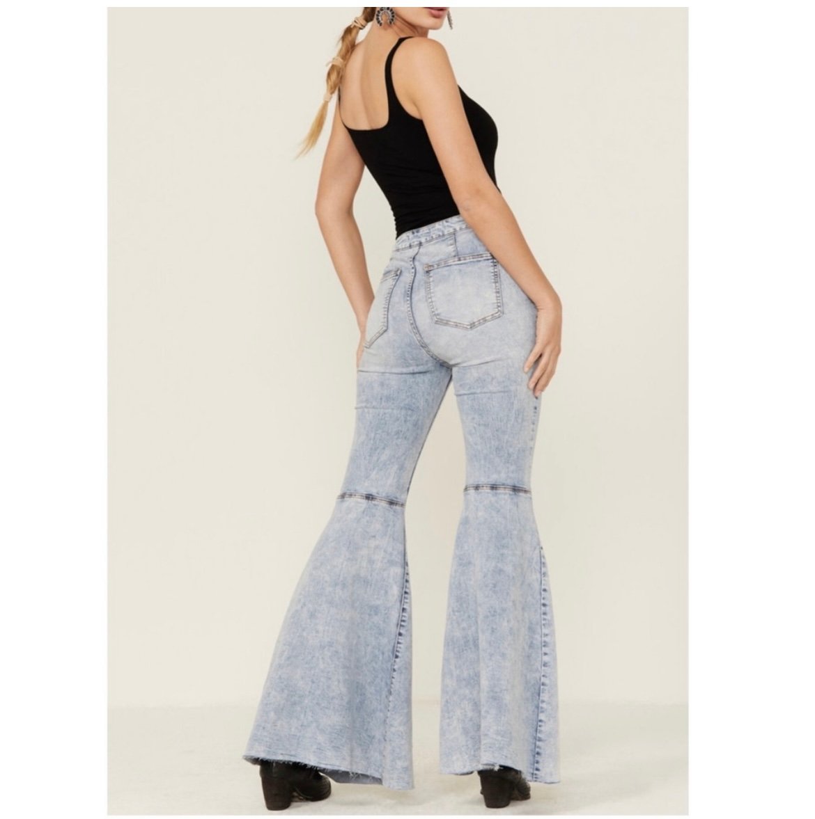 Altar’d State Just Float On Extreme Flare Jeans Light Marble Acid Wash Size S