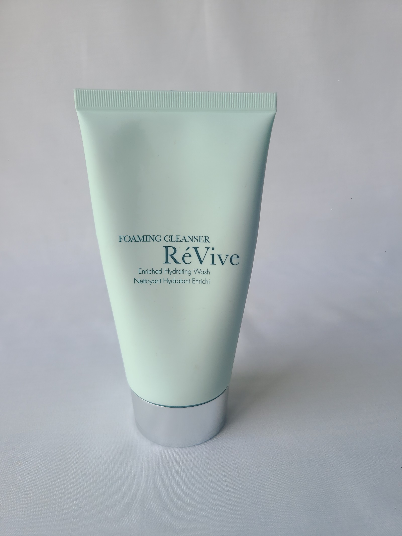 Revive Foaming Cleanser Hydrating Wash