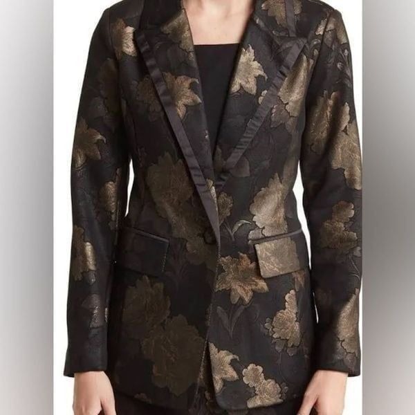 NWT Bagatelle Tuxedo Floral Jacquard Blazer. Black & Metallic Gold. Size Small.