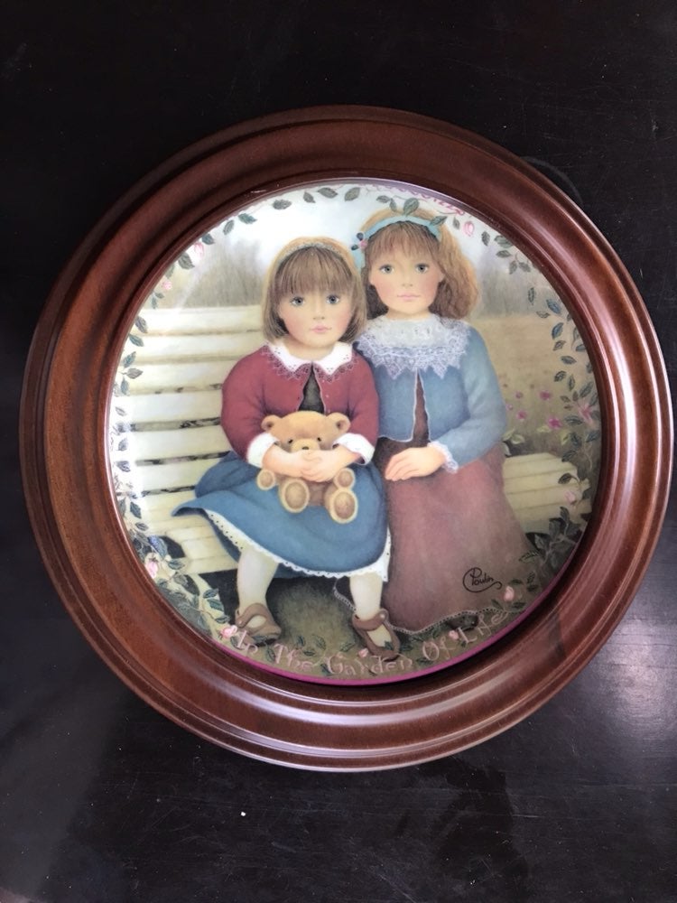 Limited Edition “Sisters Are Blossoms”