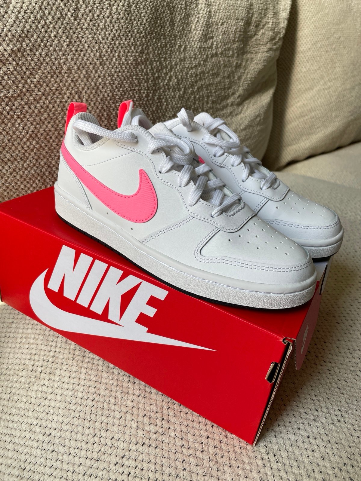 Nike Court Borough Low 2 Size 5Y=6.5womens