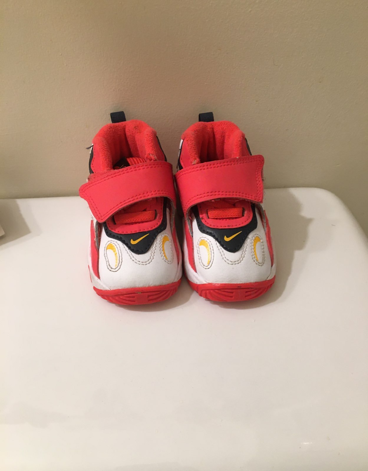 girls shoes size 4c