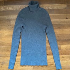Ladies, pullovers, turtlenecks, sweaters