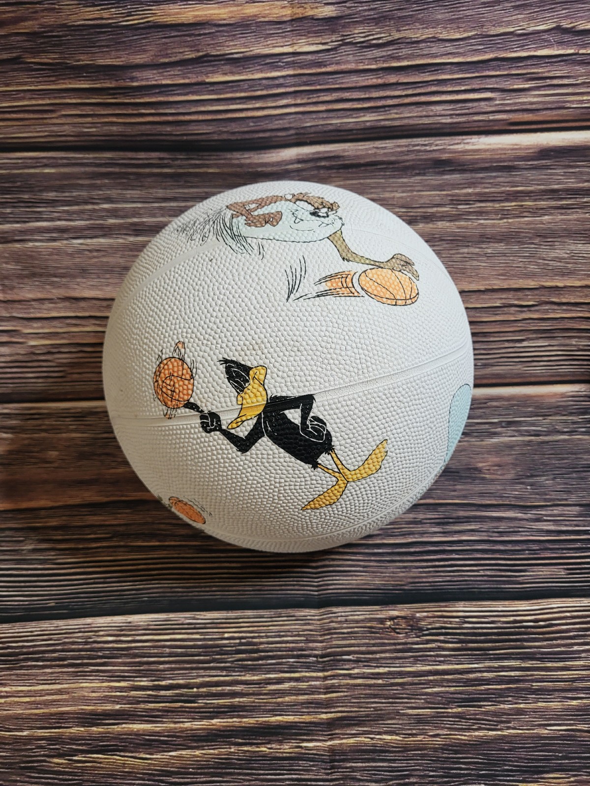1994 Six Flags Theme Park Looney Tunes Basketball (Has some vintage stains)