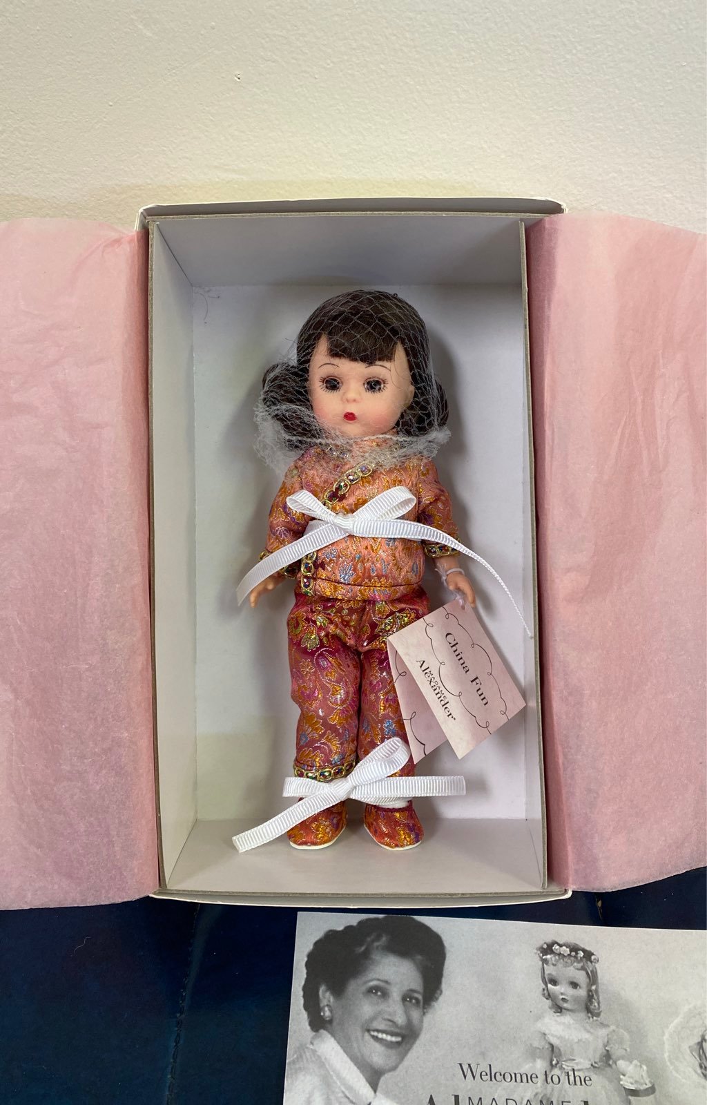 Madame Alexander 8 China Fun #35280 Doll