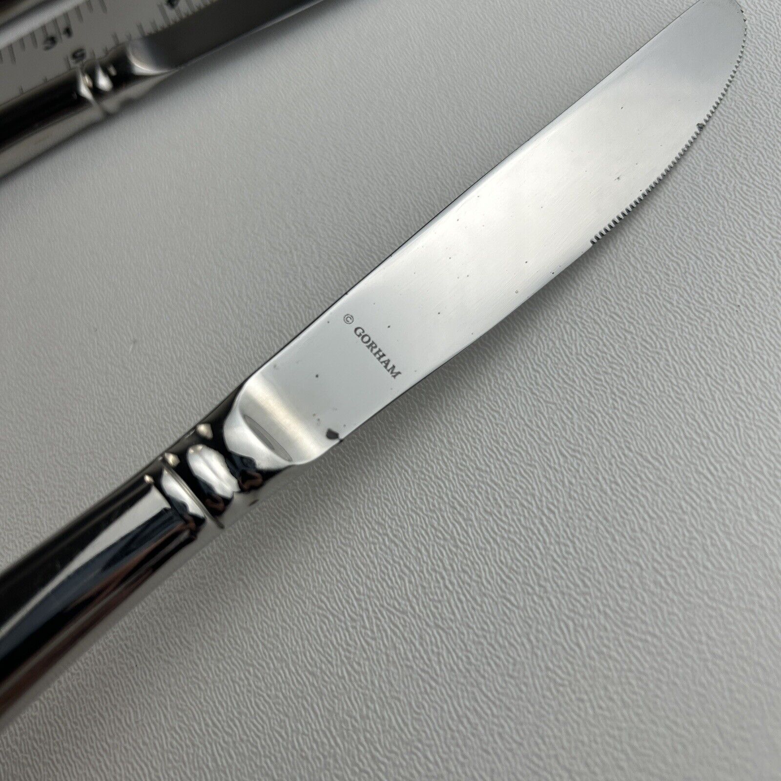 Gorham New Colony Stainless 18/8 Silverware 4-pc Hollow Pistol Dinner Knife