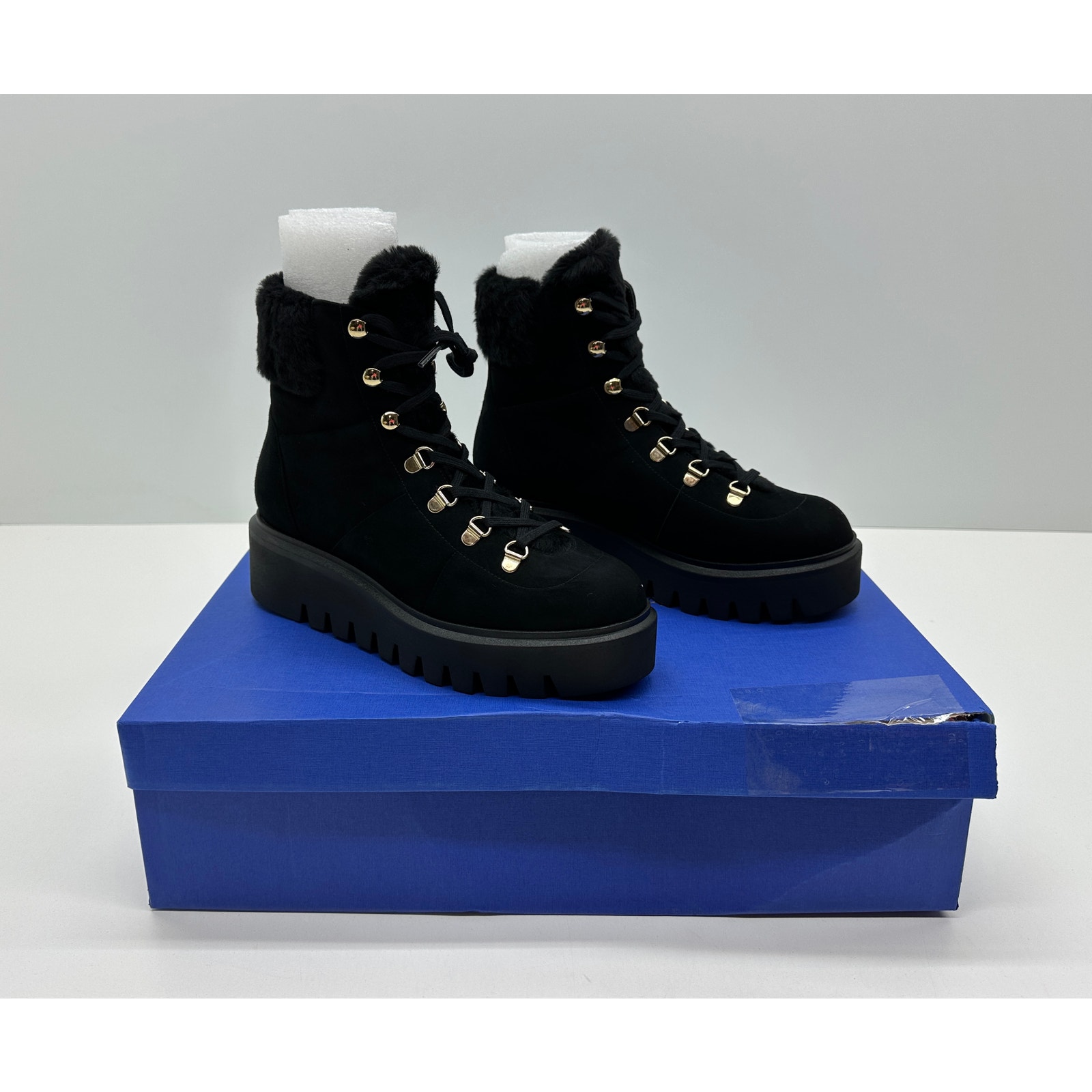 Stuart Weitzman Chalet Lug Suede Combat Boots Black Size 7B NIB #05S