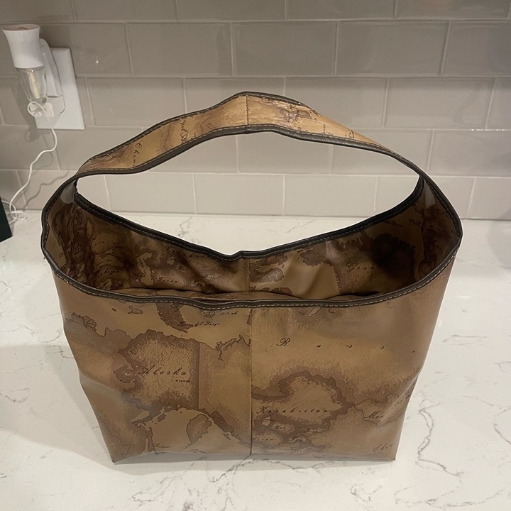 Vintage Alviero Martini hobo bag