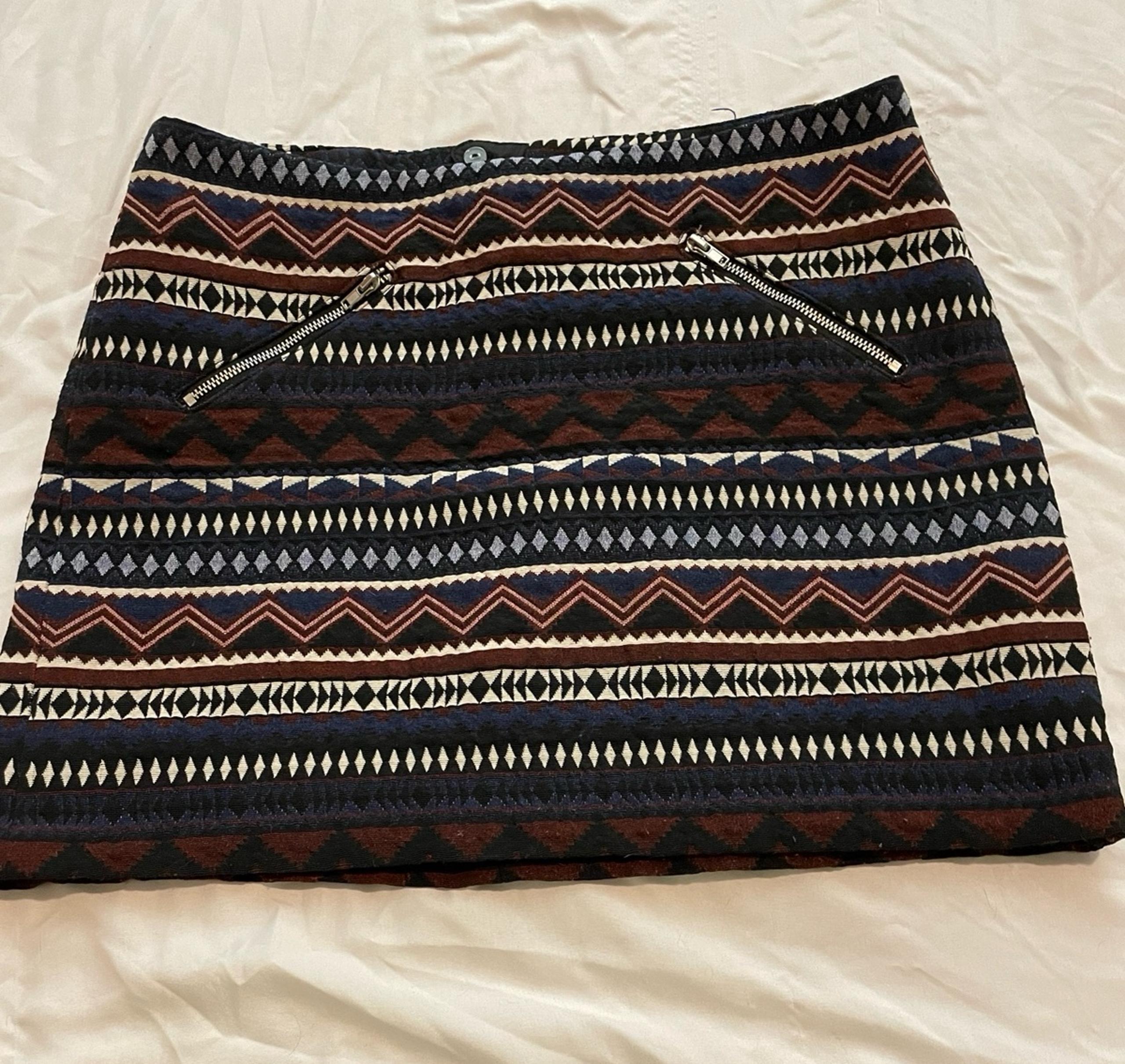 H&M Patterned Mini Skirt