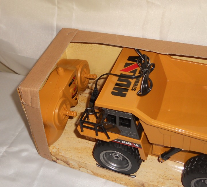 Huina Front Loader Dump Truck