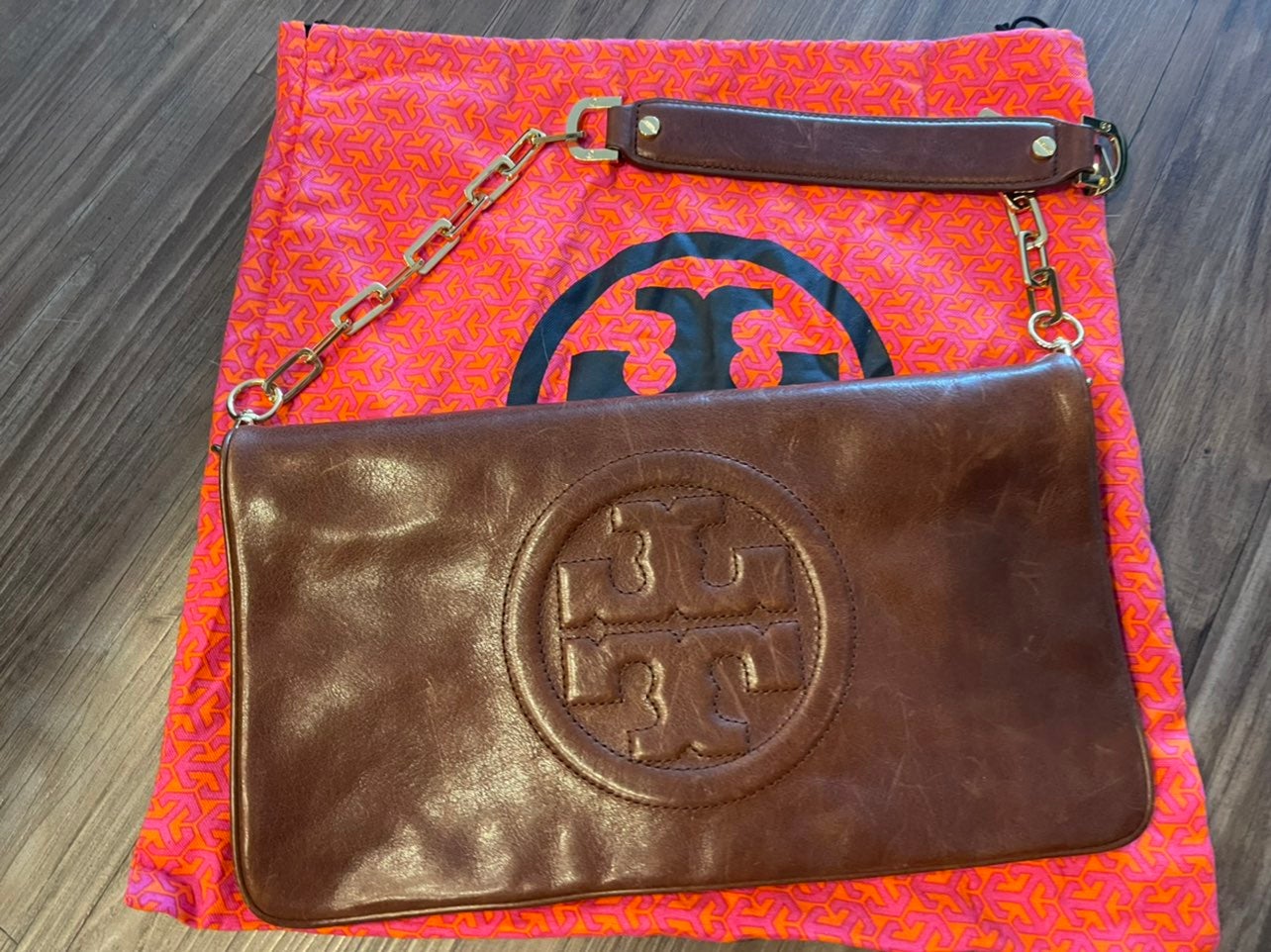 Tory Burch Logo Shoulder Bag