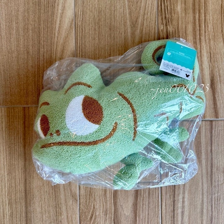 Disney Pillowfort Princess Rapunzel Sidekick Pascal Kids' Pillow Buddy