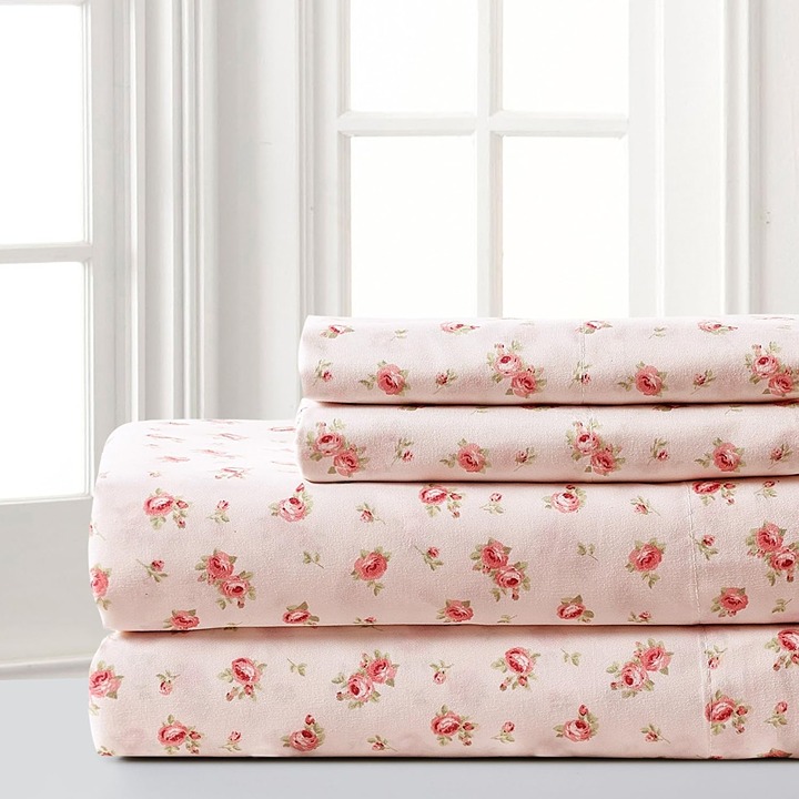 Silky Soft Microfiber and Wrinkle Free Sheets