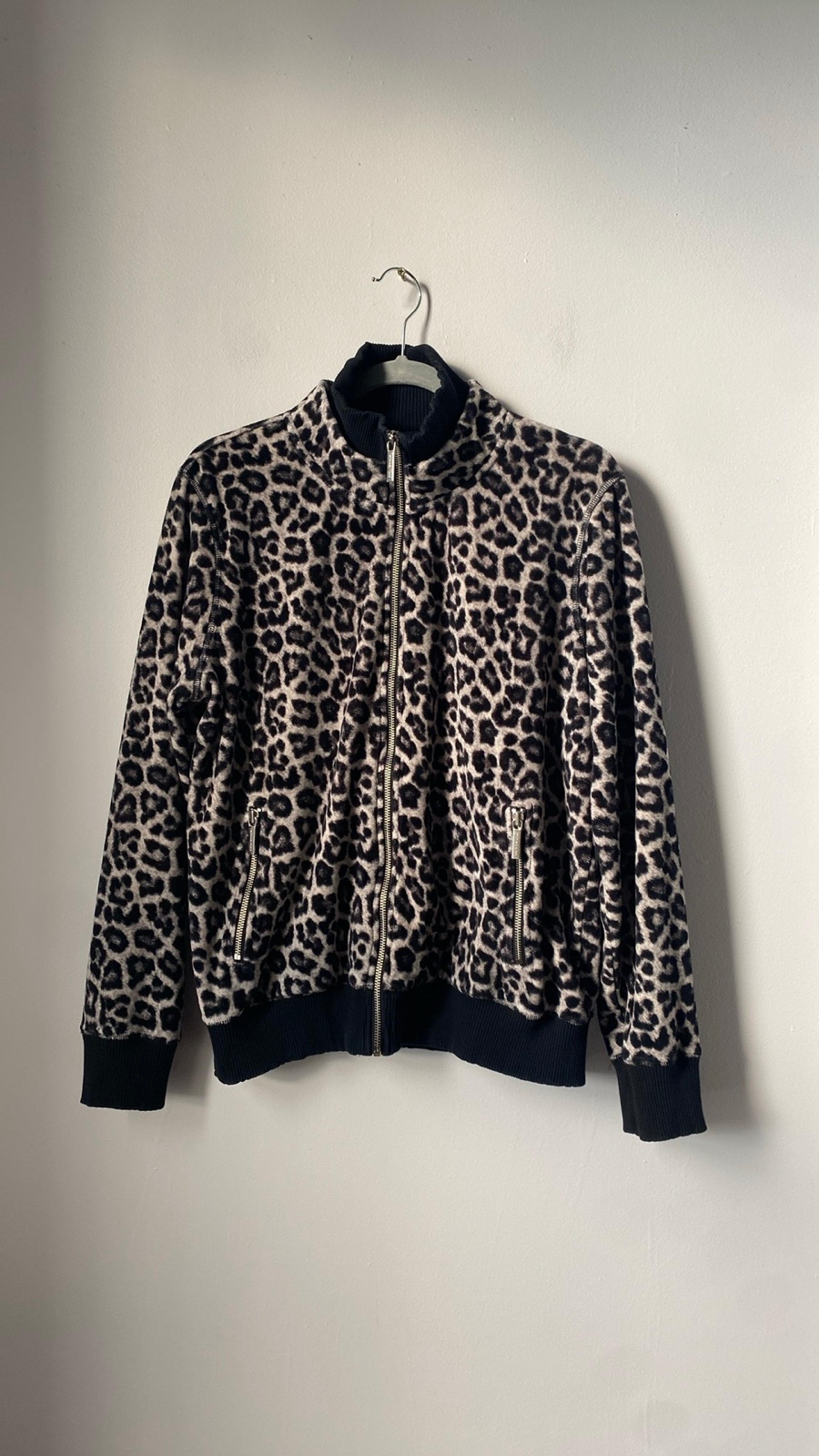 Michael Kors women’s zipper front leopard print, soft, light weight jacket, XL