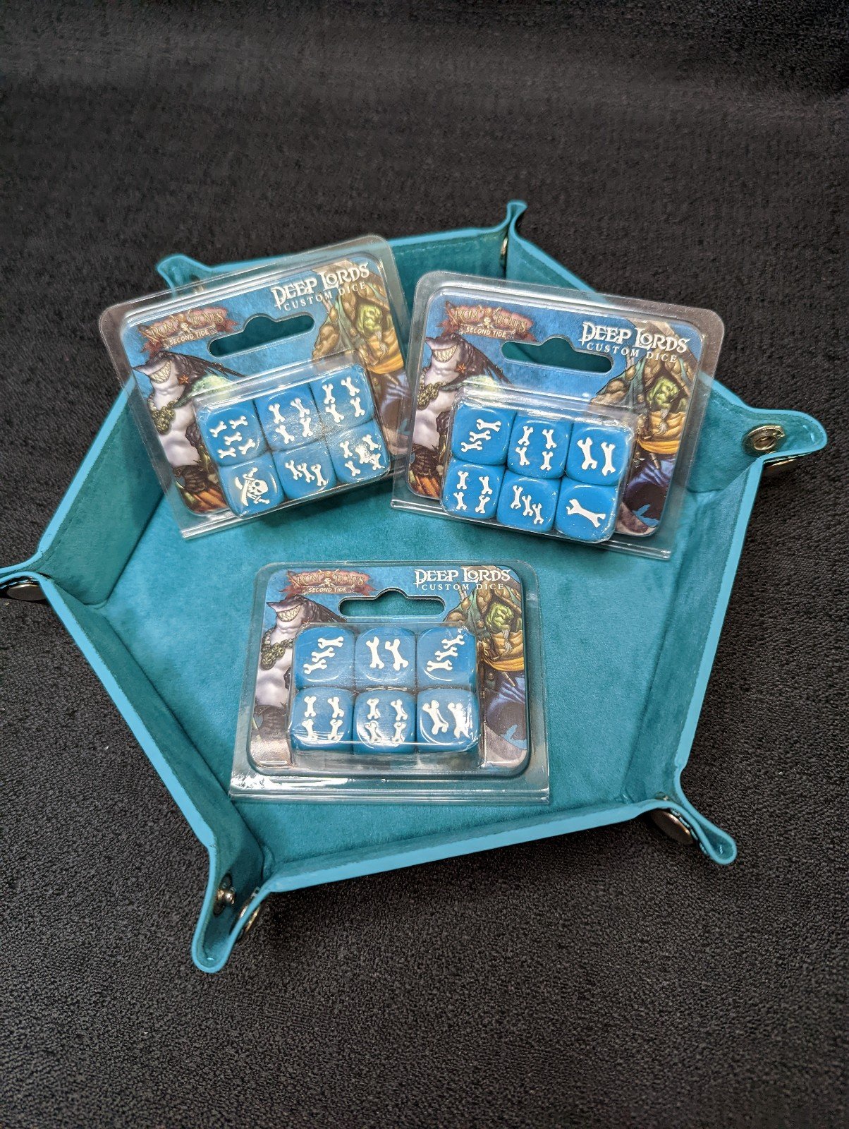Rum & Bones Dice + Tray