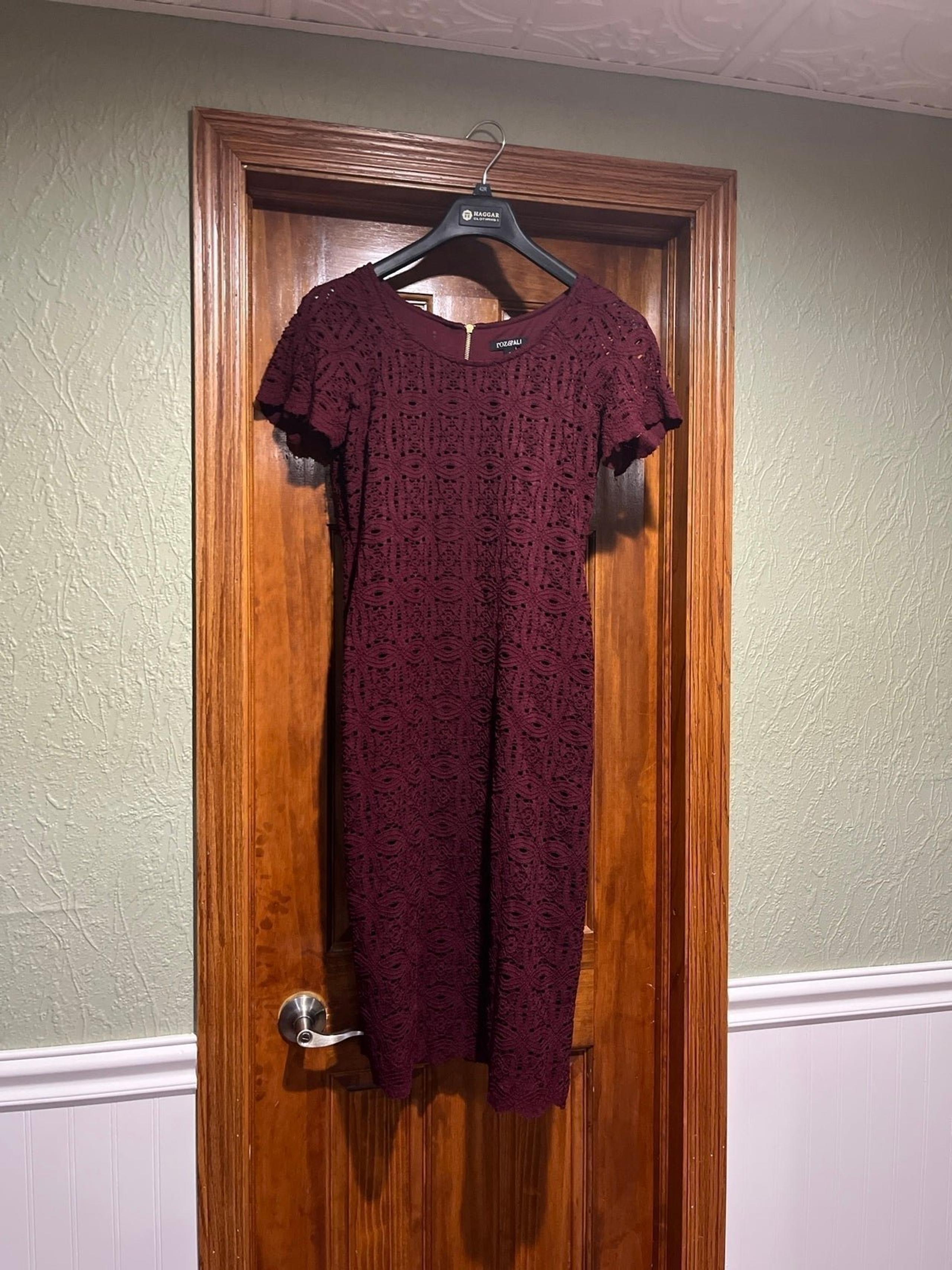 roz & ALI Dress Size 6
