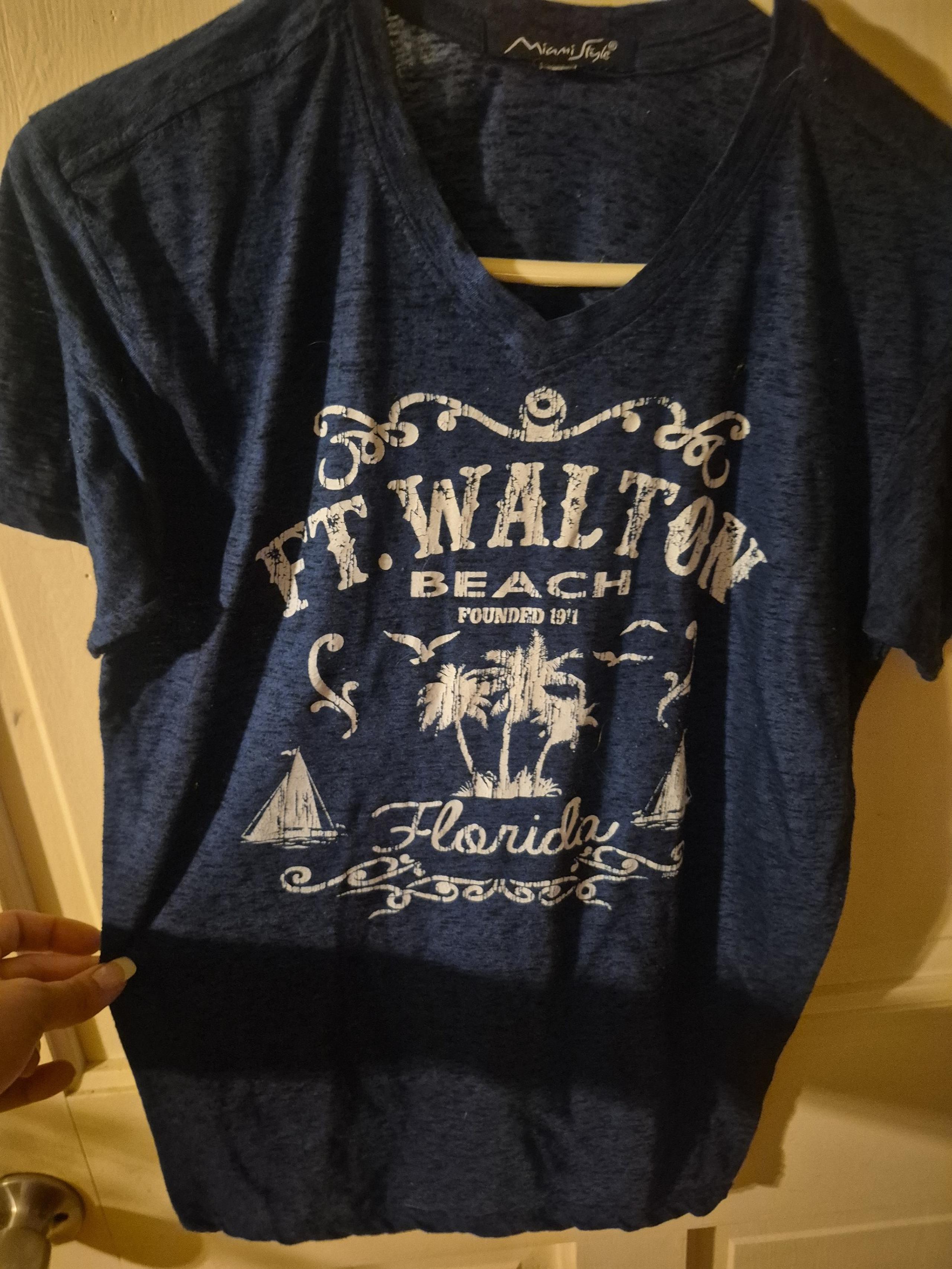 Girls shirt like New