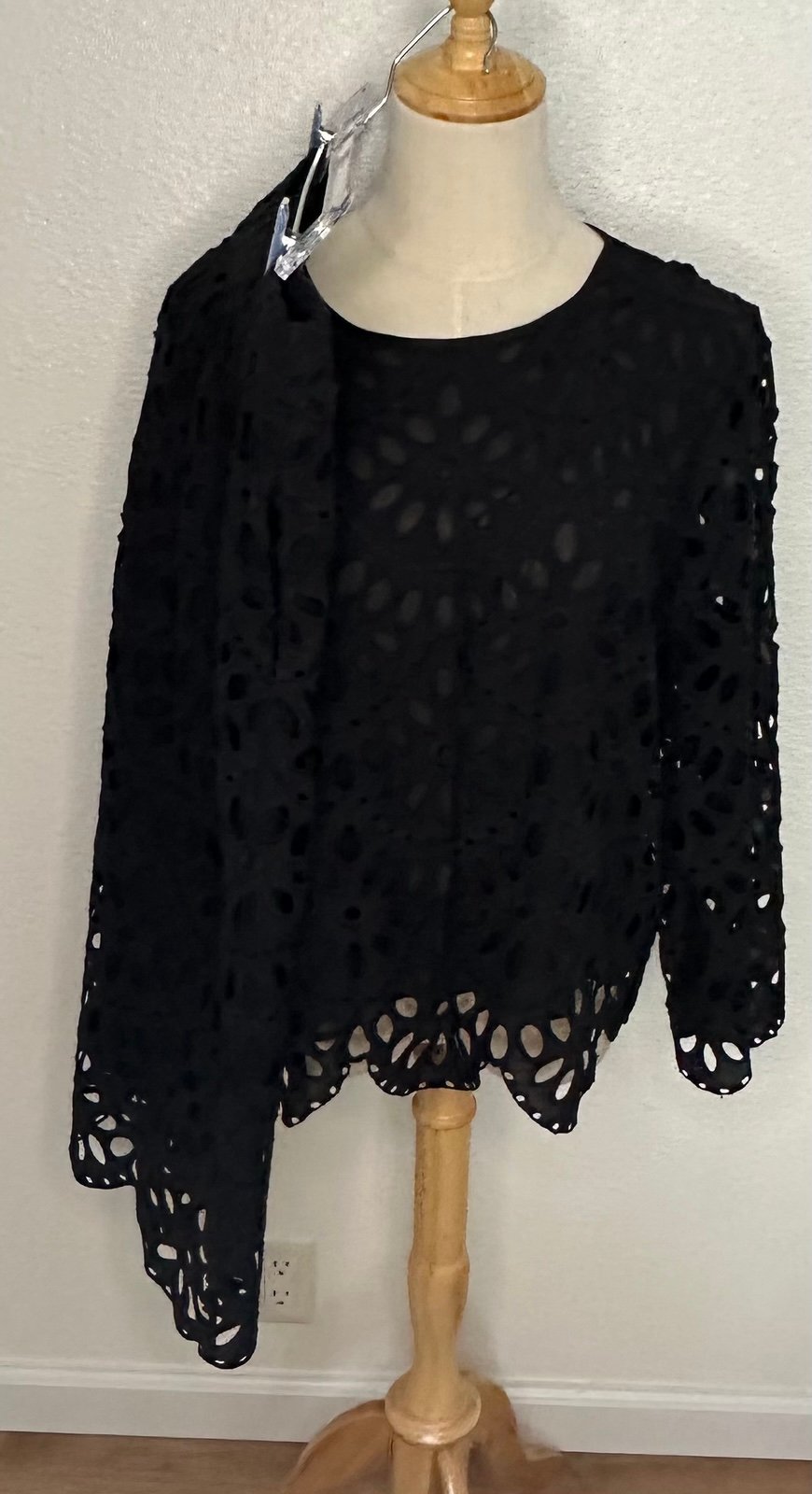 Ann Taylor lace blouse and skirt set black size large and skirt 12