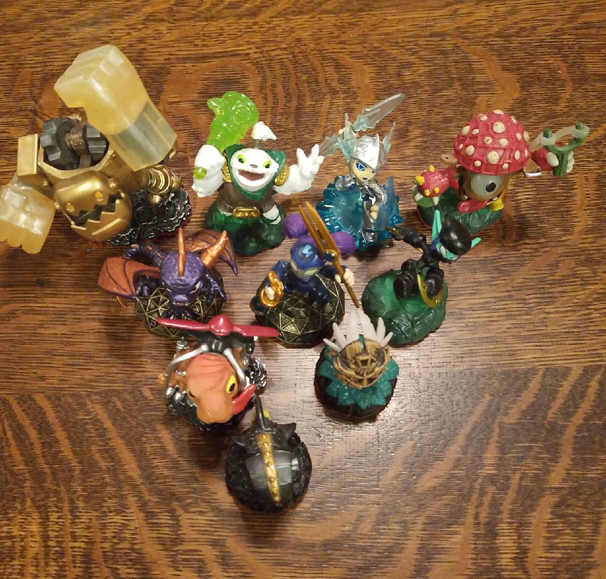 Skylanders mix of all games Lot