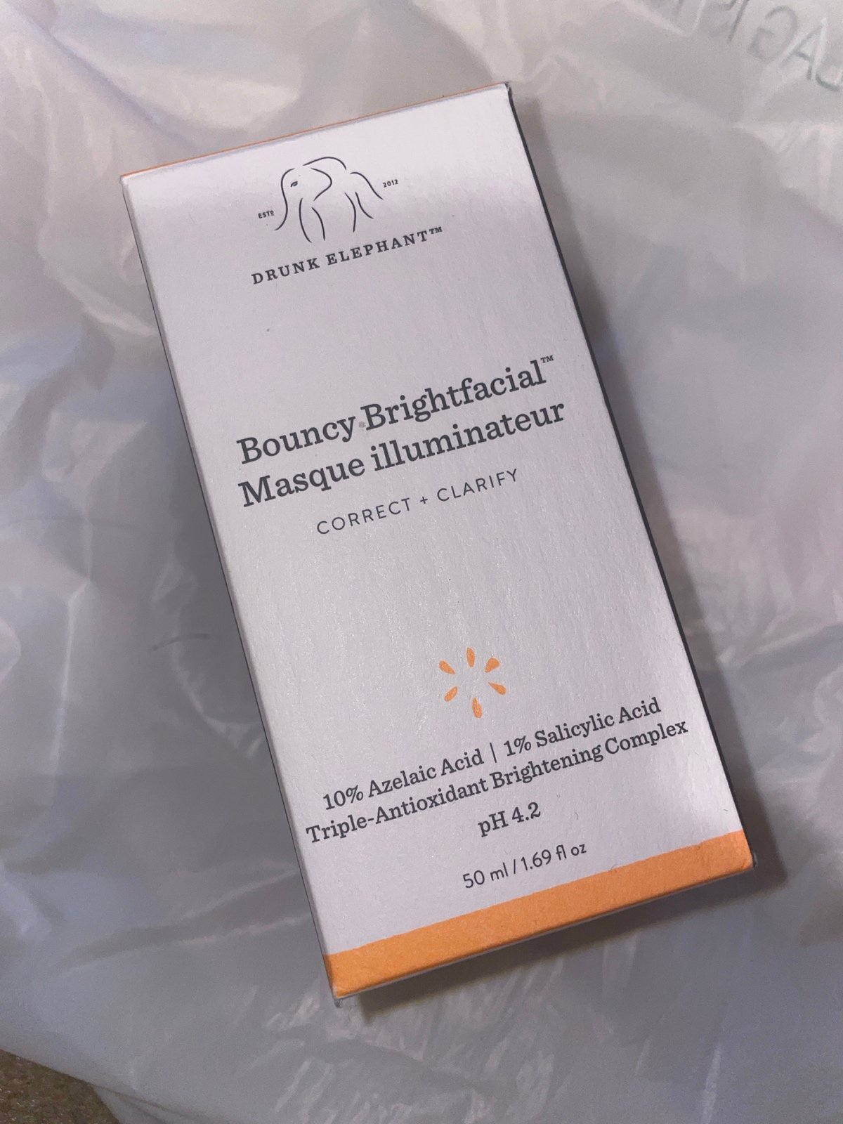 Drunk elephant, bouncy bright facial mask illuminator