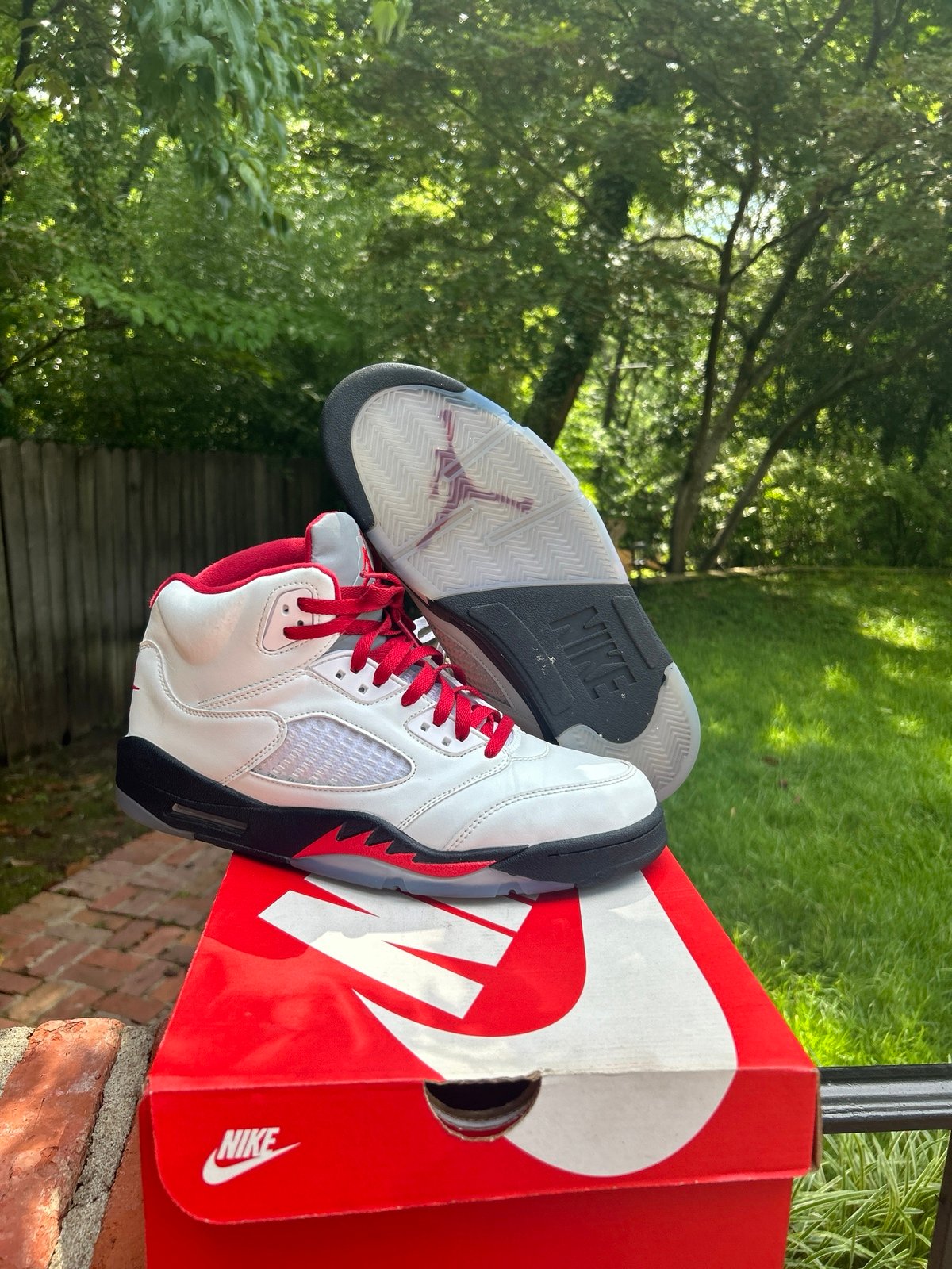 Jordan 5 “Silver Tongue Fire Red”