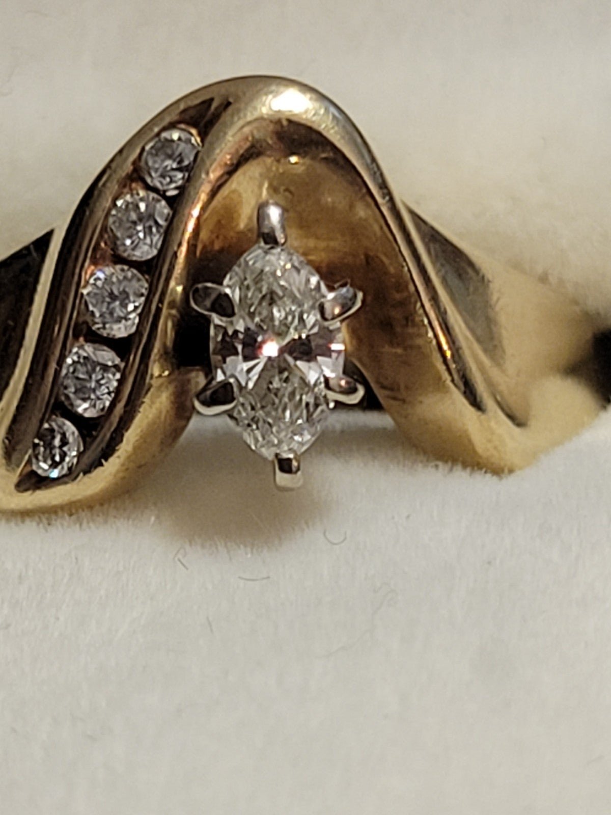 14K Gold marquee diamond Engagement ring STUNNING ESTATE
