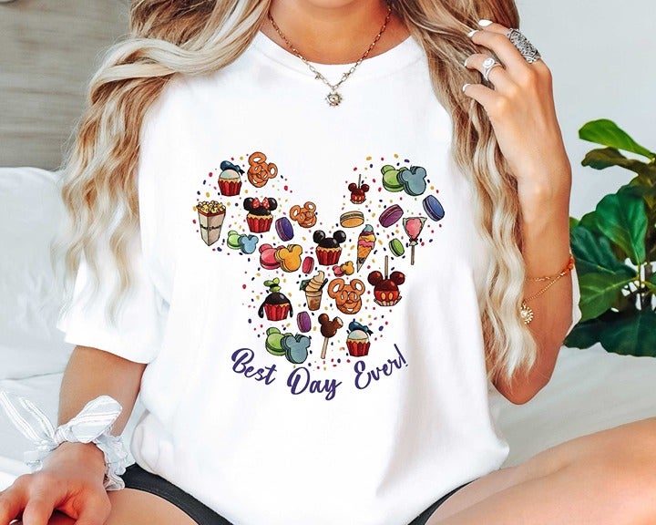 Disney Snacks T-Shirt Charming Doodles on this Must-Have Disney Trip Shirt Famil