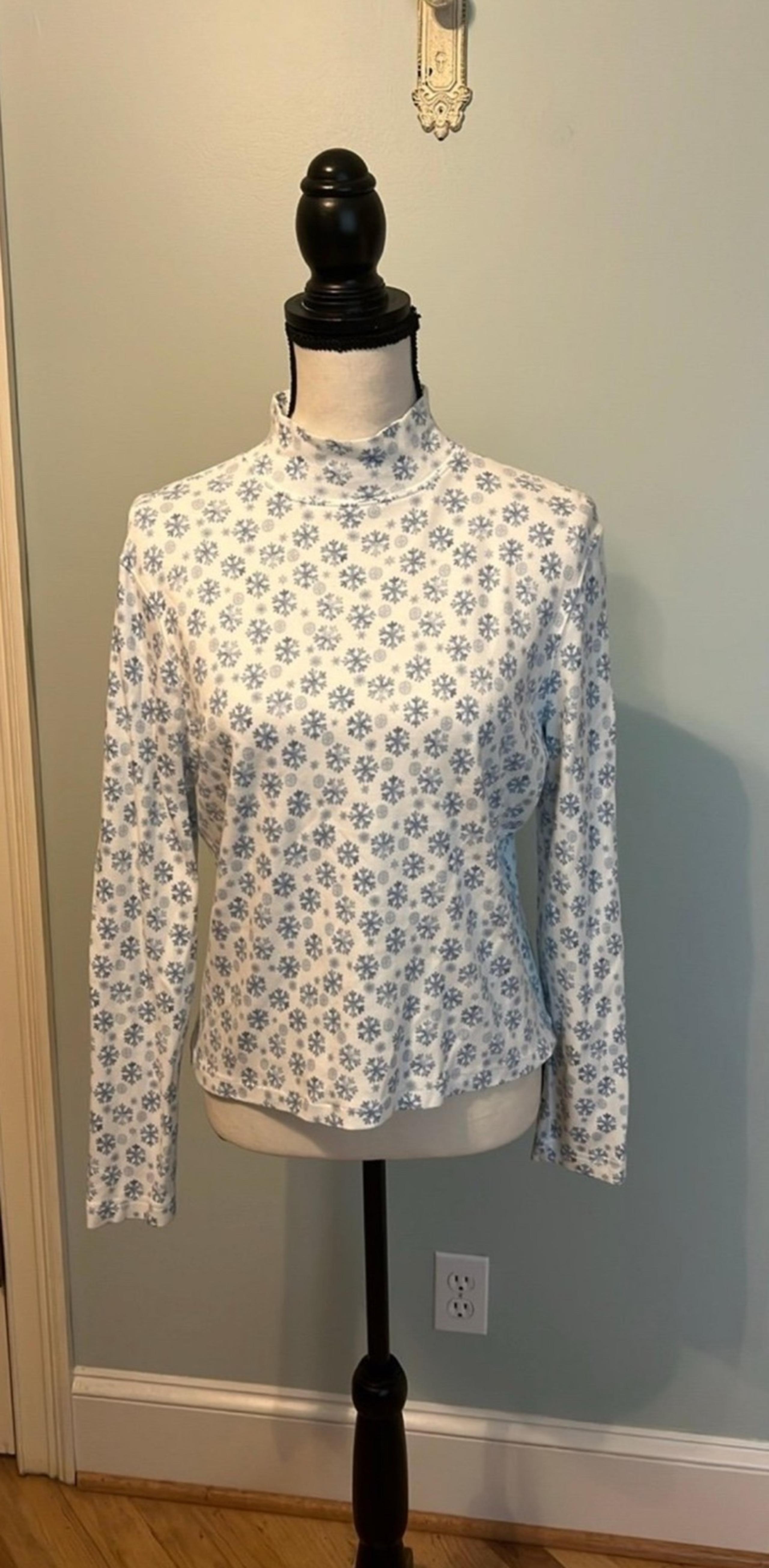 Croft & Barrow Christmas Turtleneck Blouse