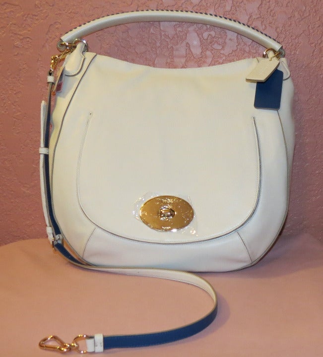 NWT Coach CirclePop Lace Whiplash Hobo