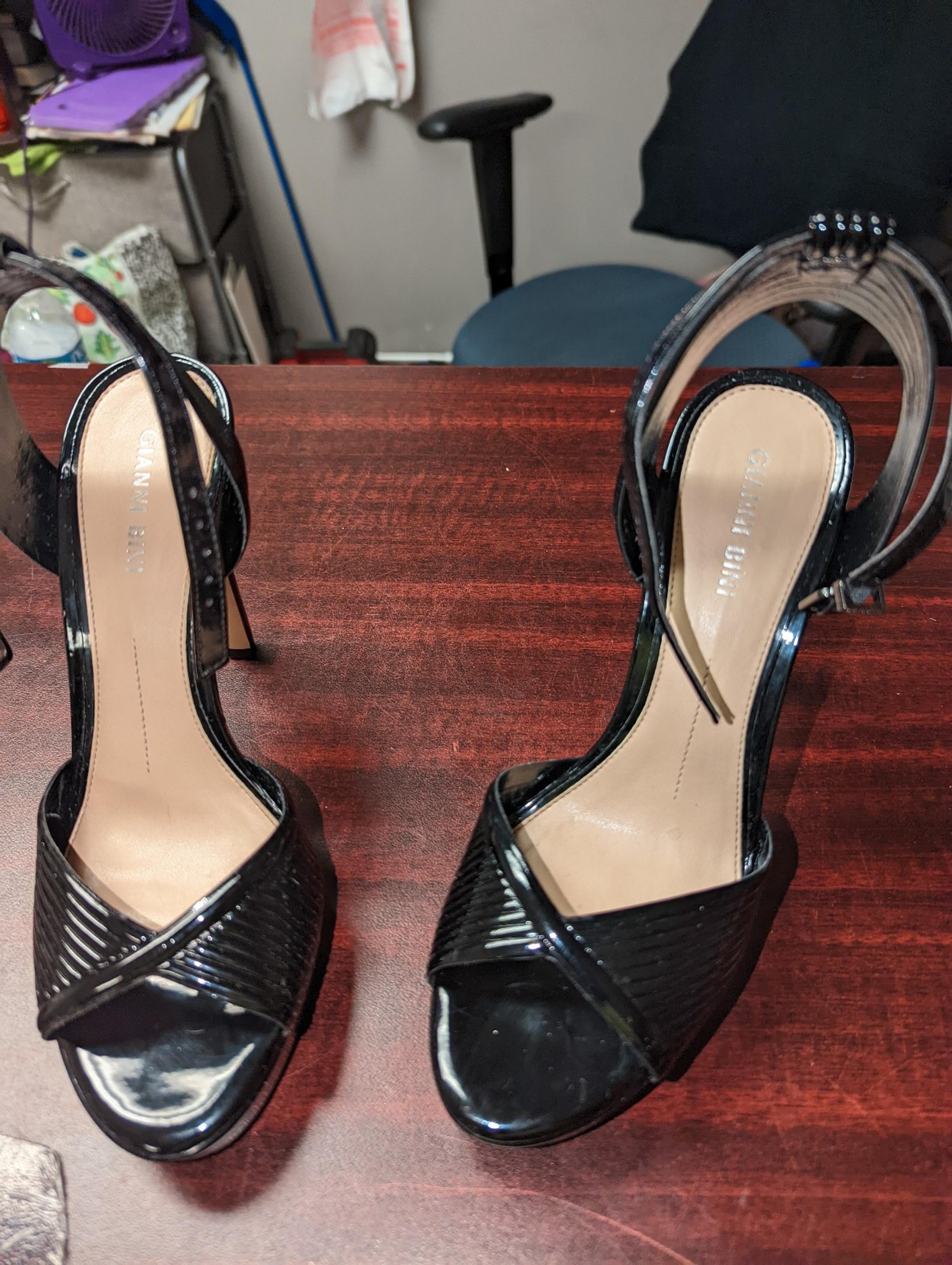 Gianni Bini Size 7m Bini Emaleigh Patent Shiny Black Platform Stiletto Heels