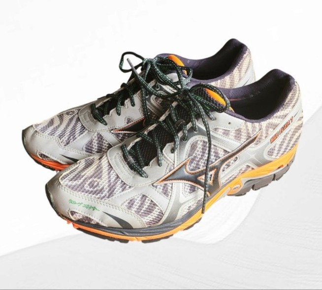 【即納！最大半額！】 Mizuno Men's 12,5 Size Sneakers Running 7 Elixir Wave トップス