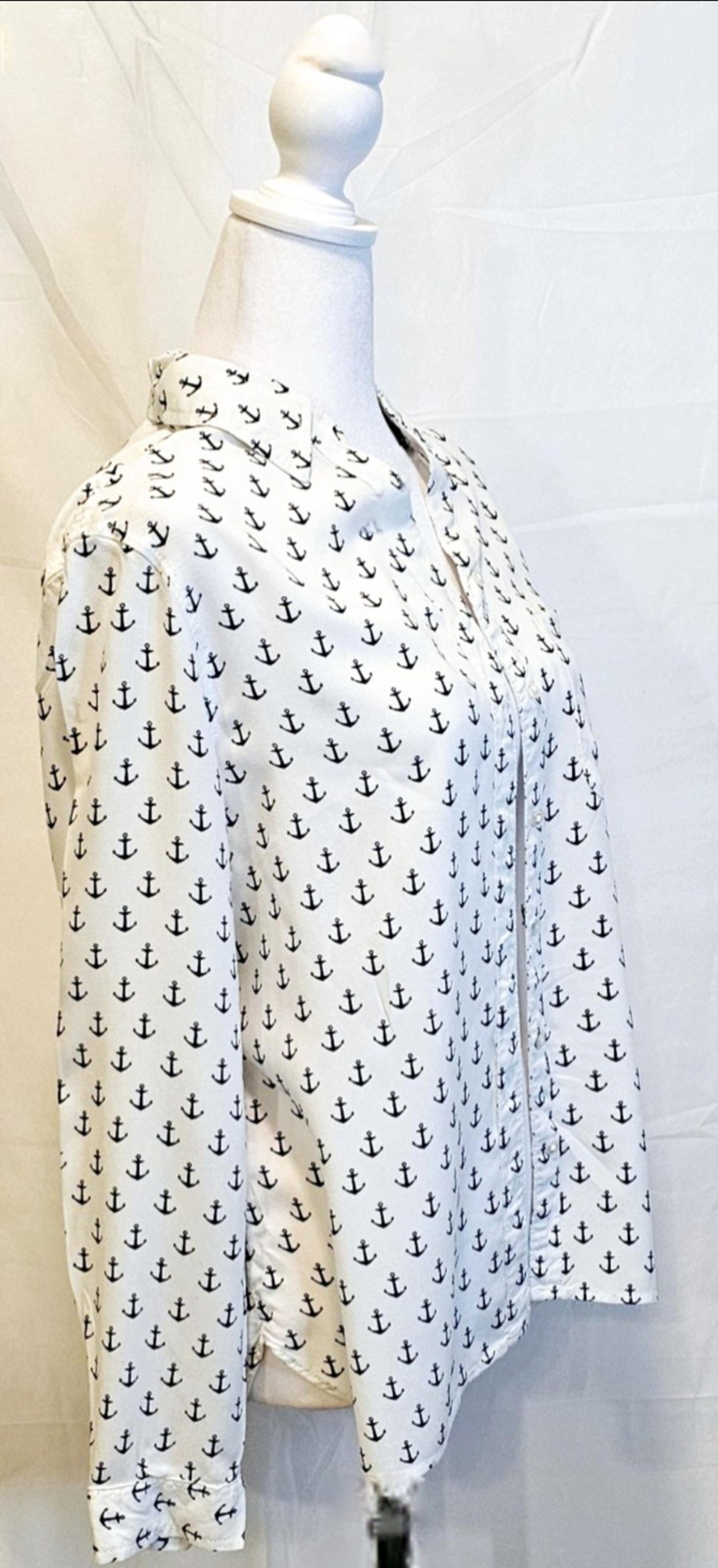 Medium Nautical-Themed Button-Up Shirt