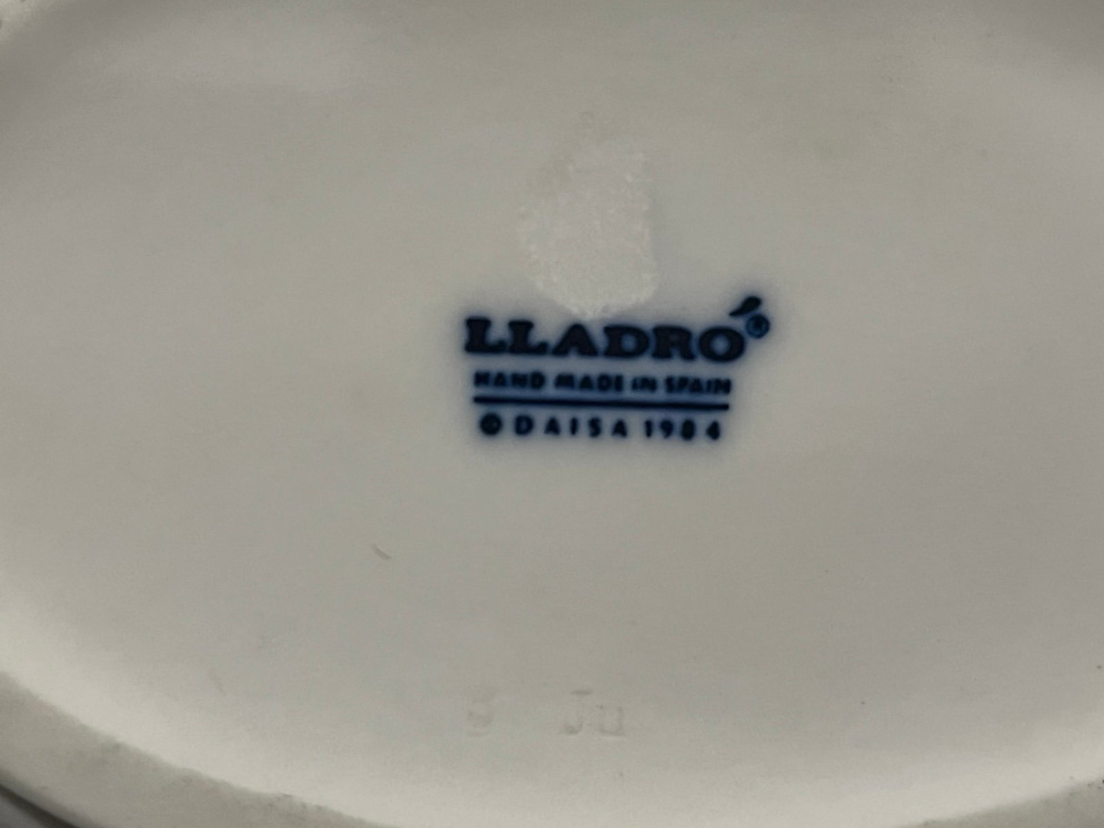 Vintage Llardo - detail