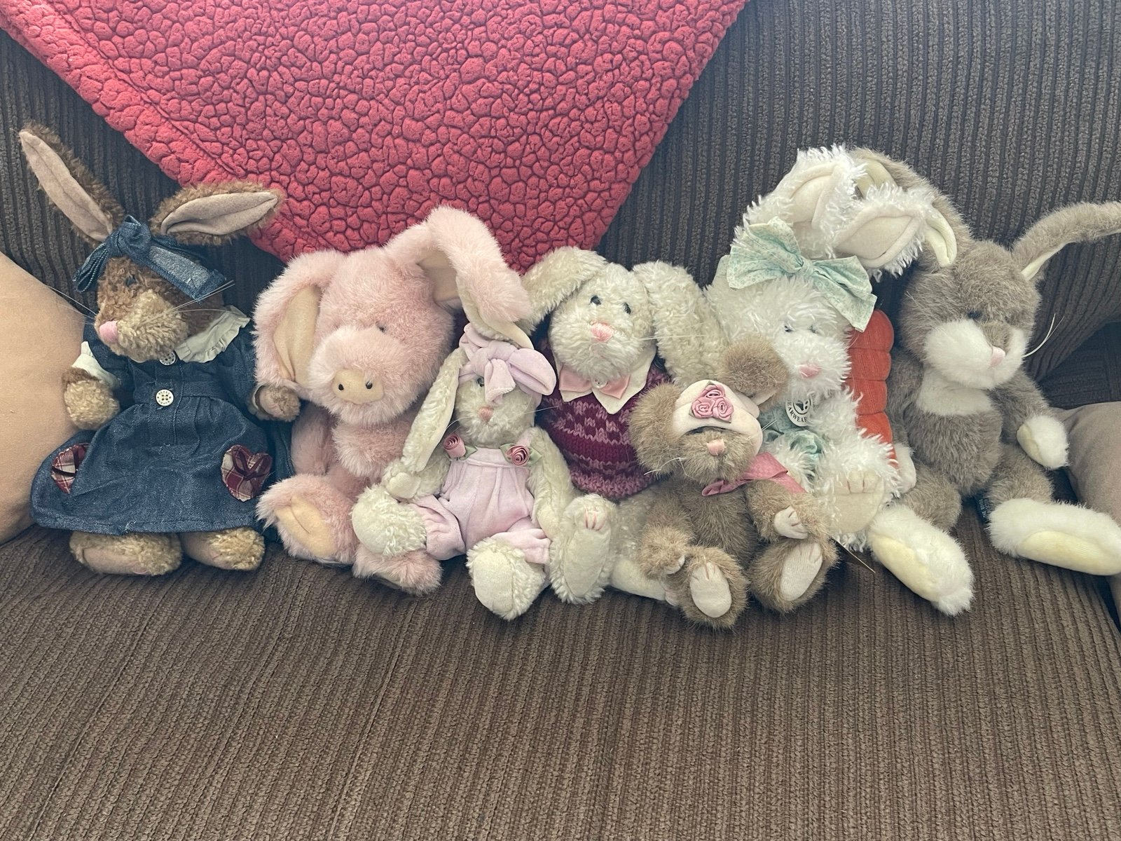 Boyd’s Bears and friends plushies lot