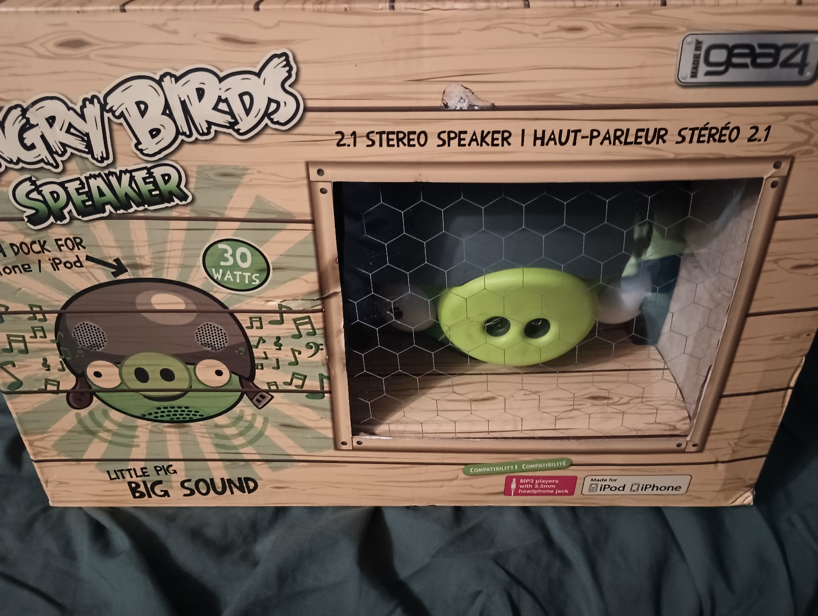 Angry Birds iPod iPhone Dock Speaker New NIB