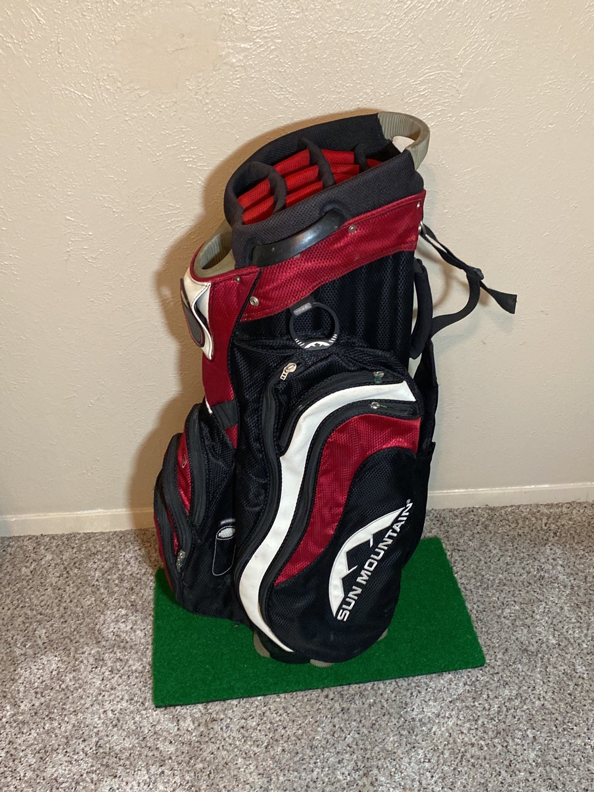 Sun Mountain Mens 14 Divider Golf cart Bag All zippers work ready for the course Sun Mountain Mens 14 Divider Golf cart Bag All zippers work ready for the course