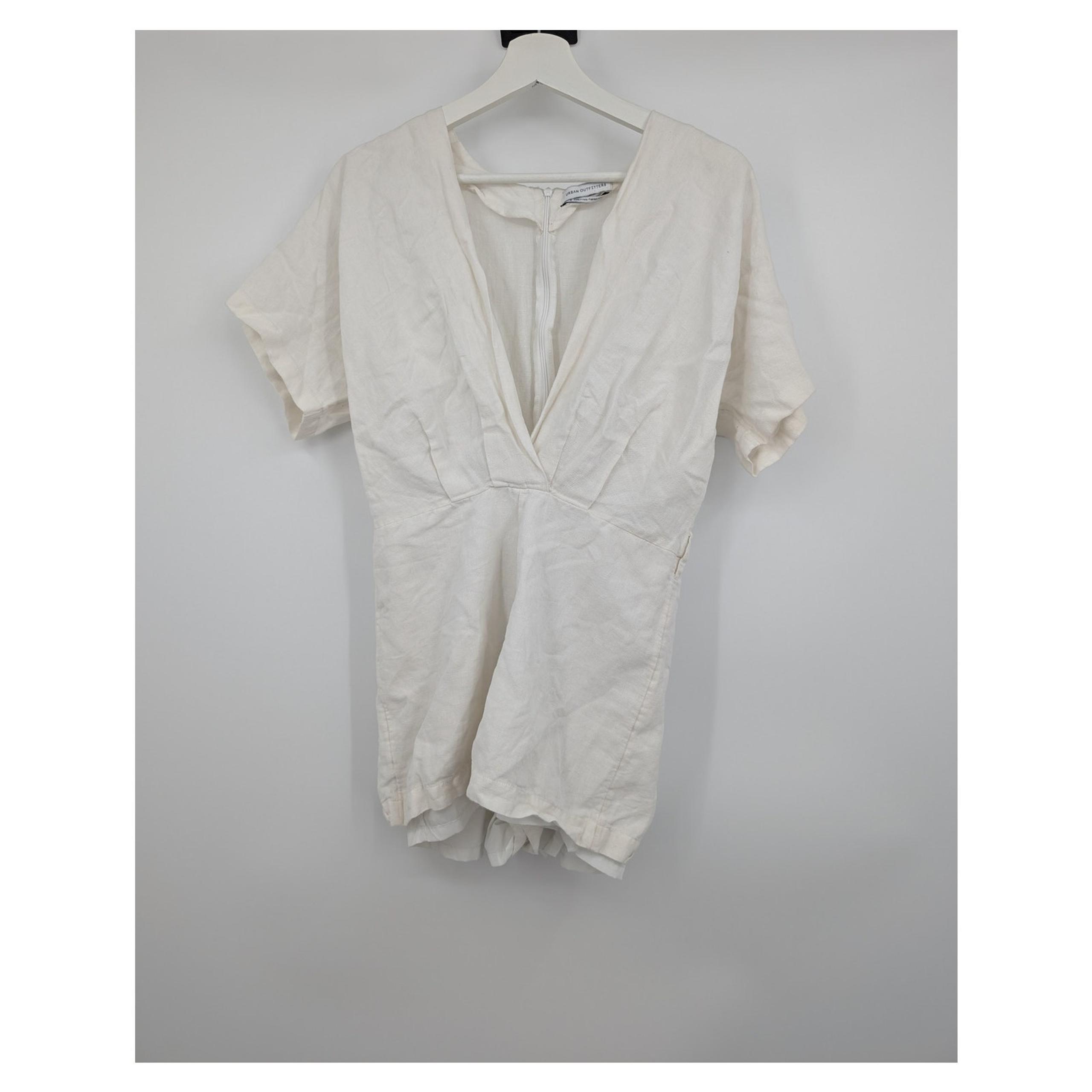 Urban Outfitters Deep V Neck Romper Linen Blend Cream Women's 4 *